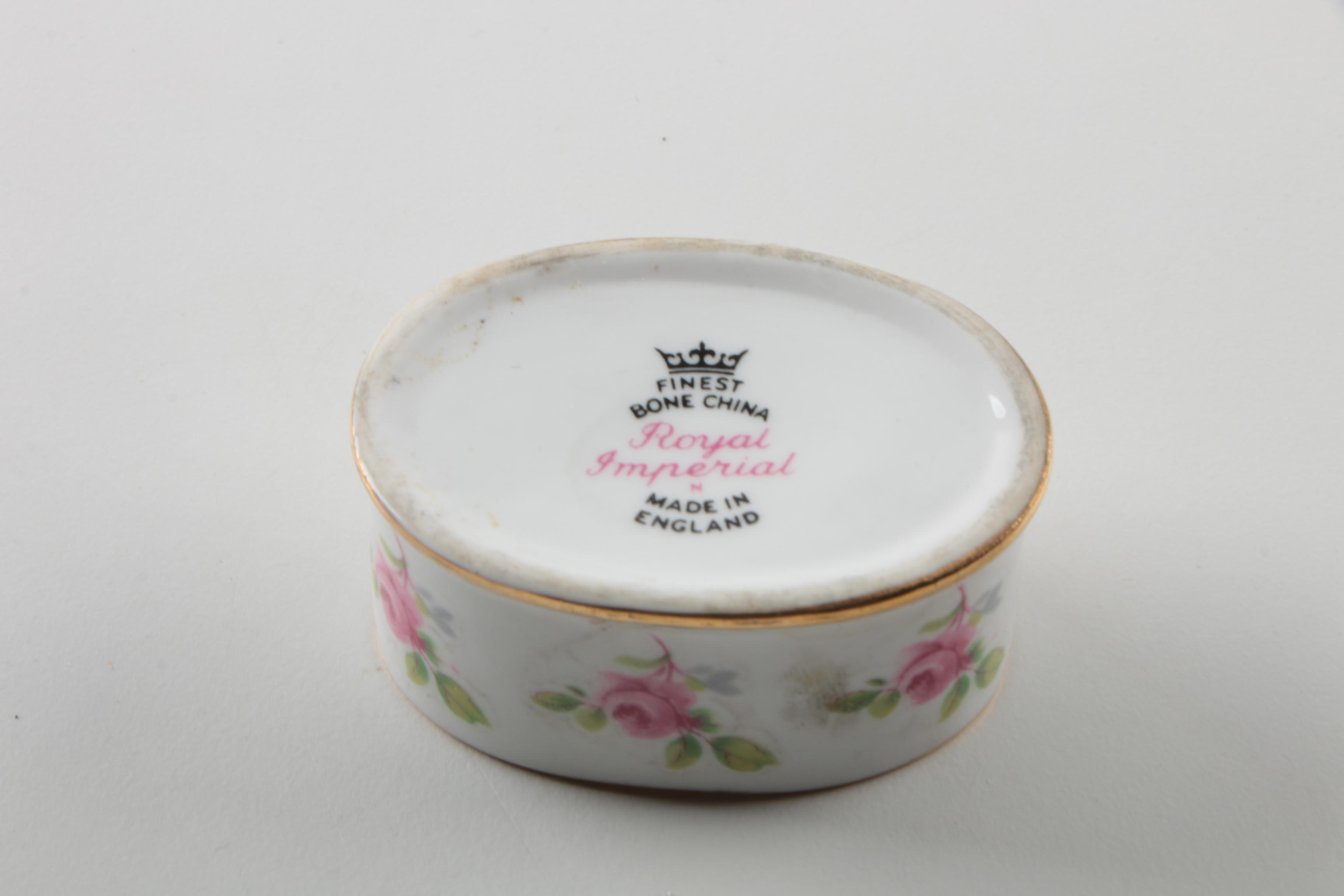 Paragon "Victoriana Rose" Bone China Tableware