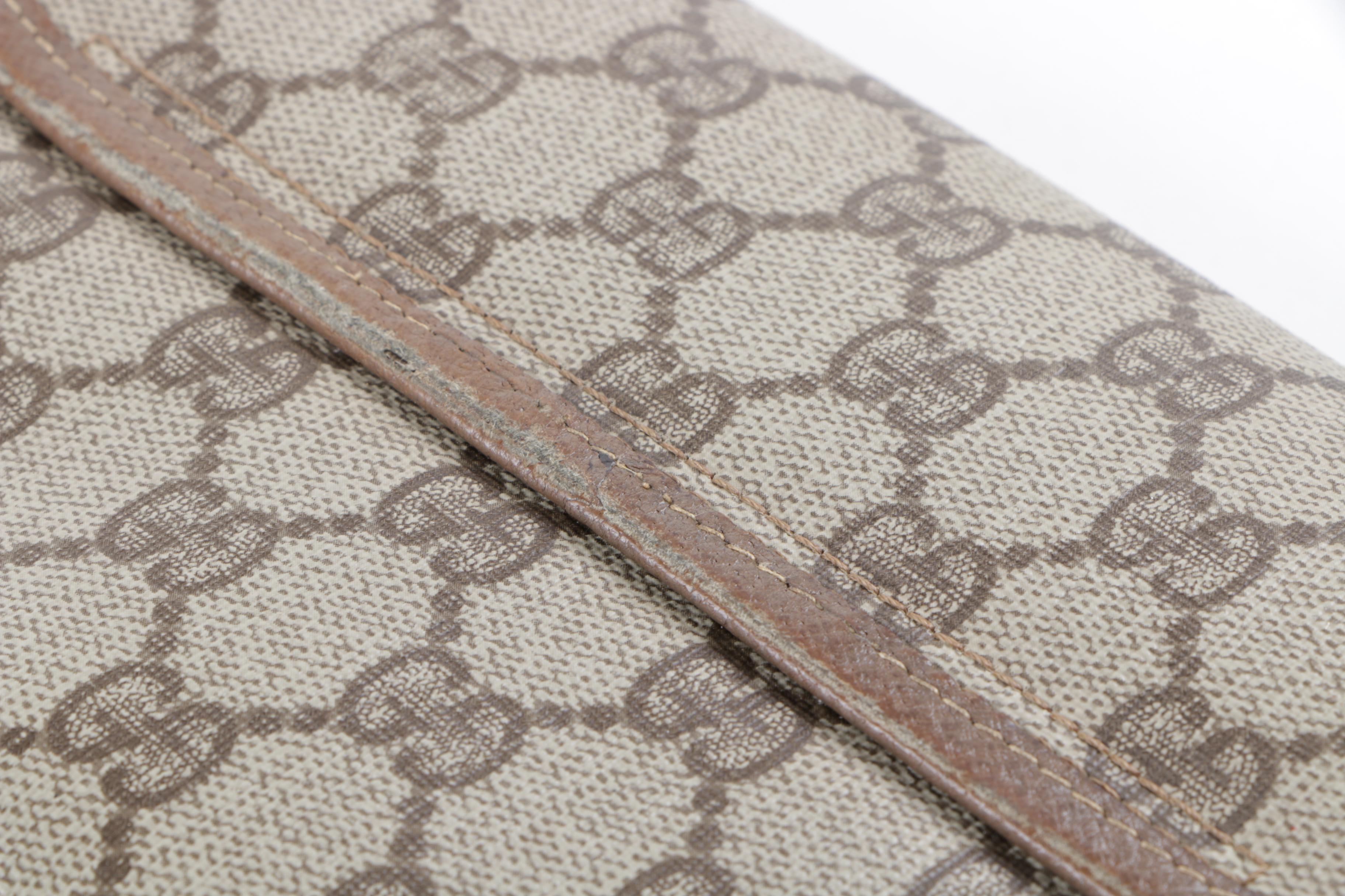 Gucci Supreme Canvas Shoulder Bag