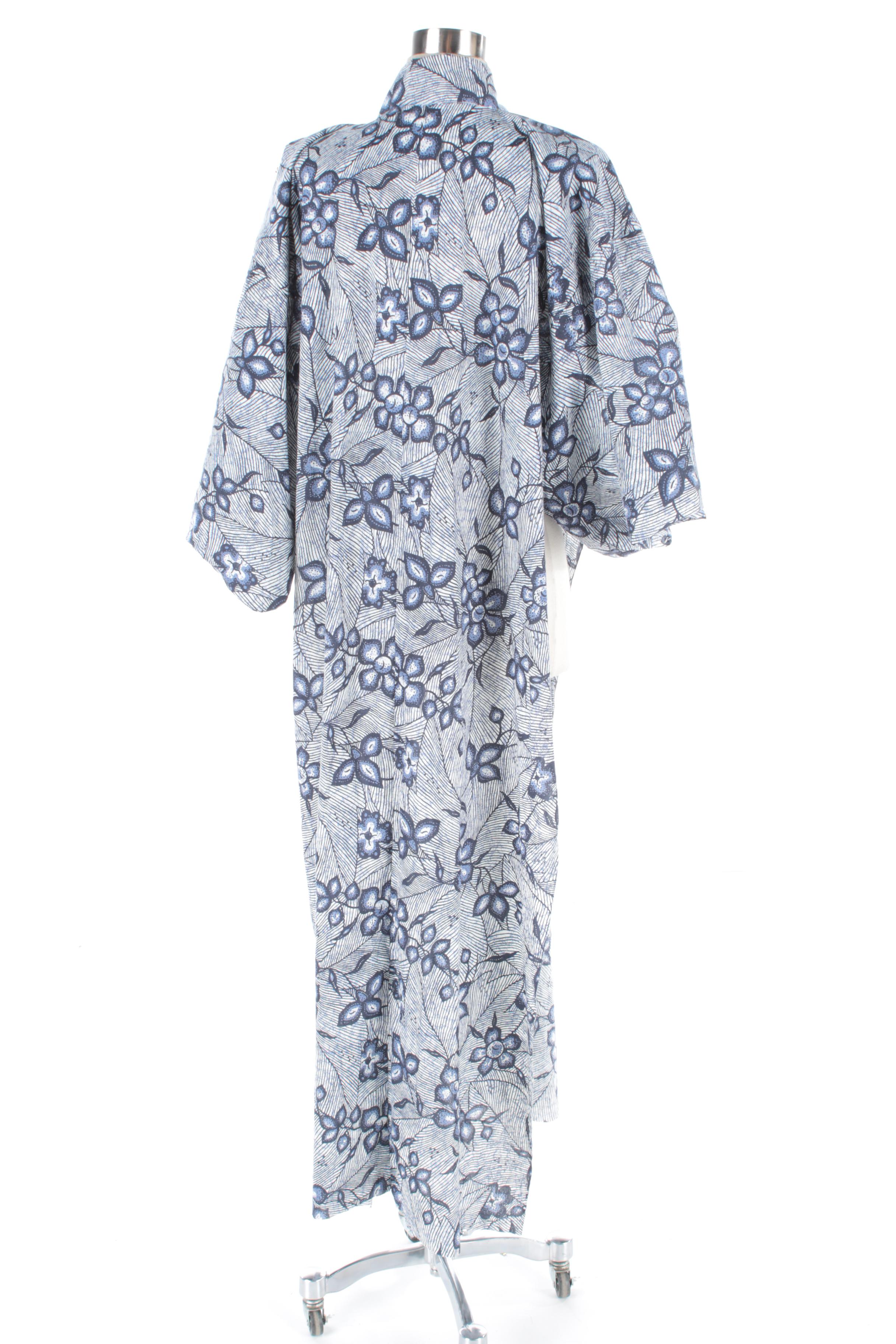 Blue and White Cotton Patterned Yukata Kimono