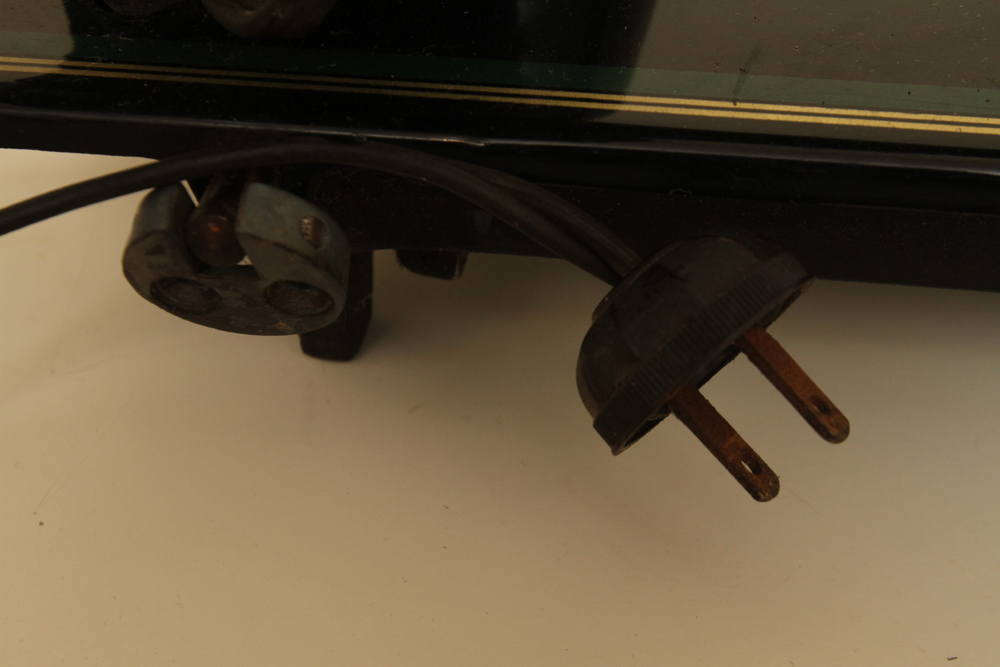 Vintage Elite De Luxe Sewing Machine and Cabinet