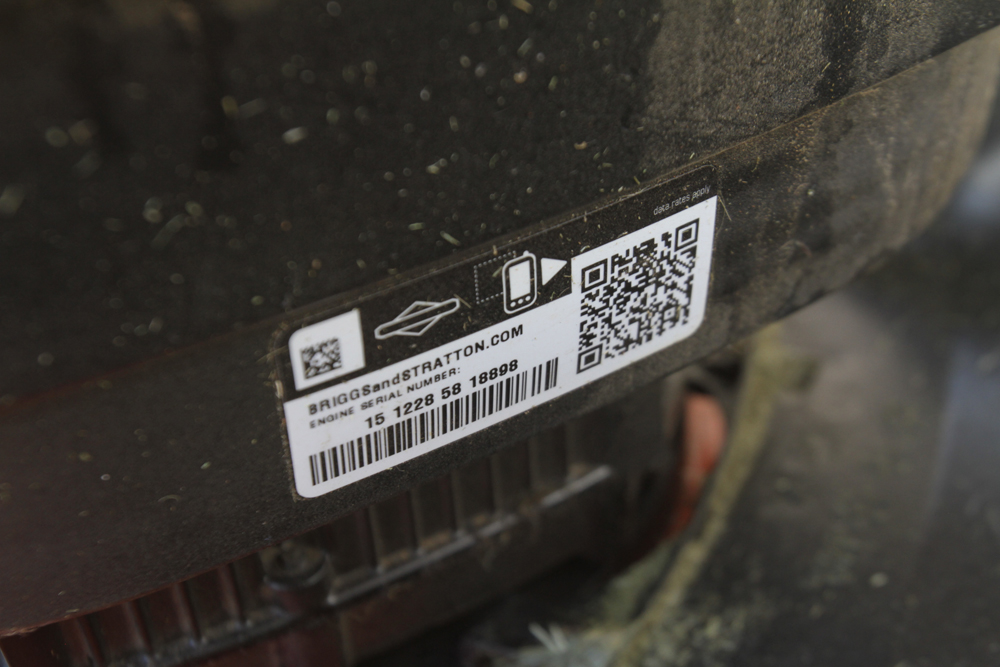 Husqvarna AWD Lawnmower with 725 EX 190cc Briggs & Stratton Motor