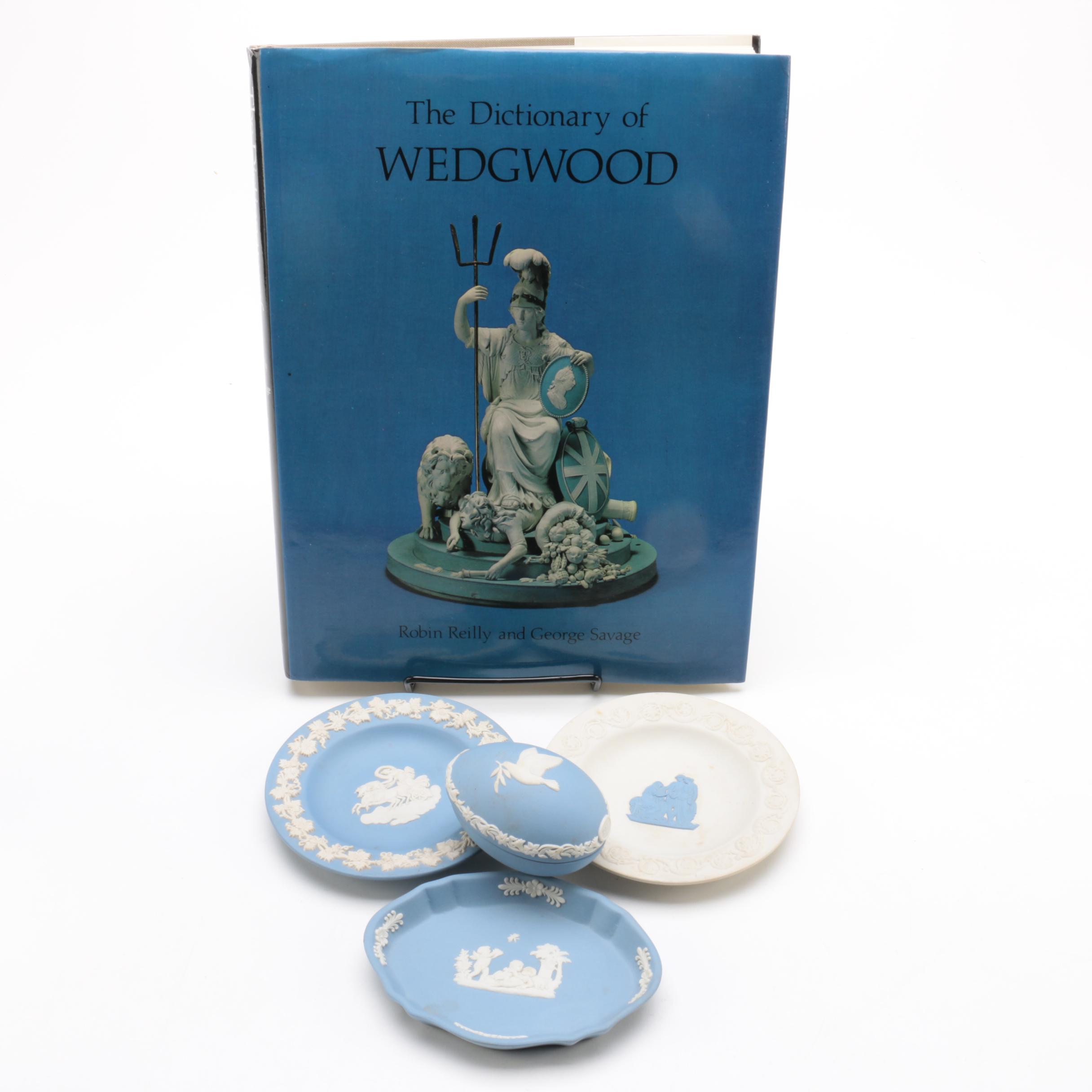Wedgwood Jasperware Plates and "The Dictionary of Wedgwood" Book