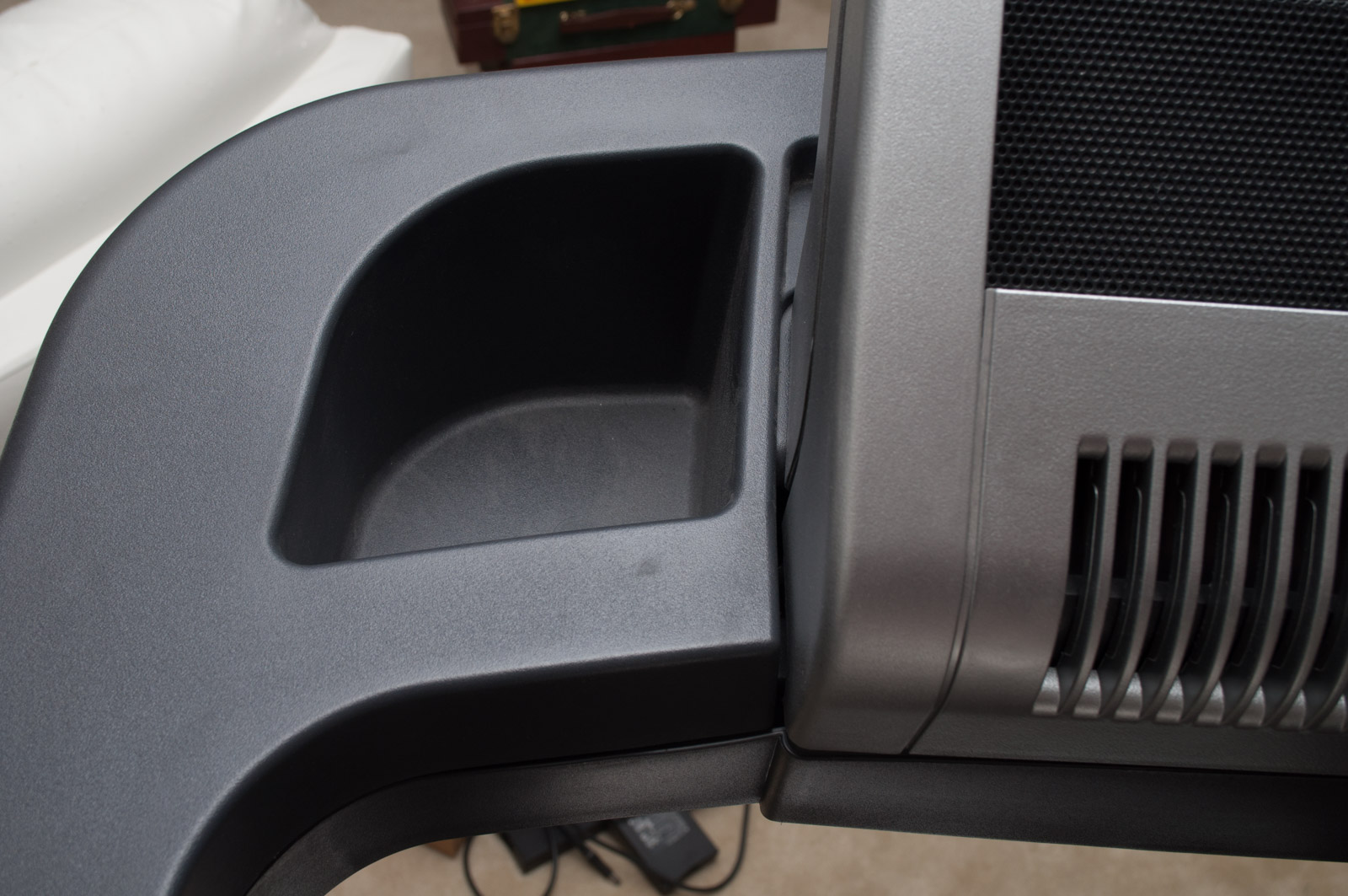 NordicTrack Elite 9500 Pro Treadmill