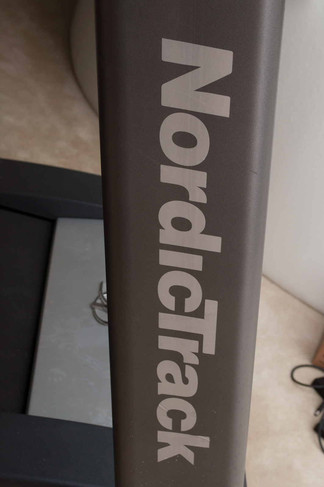 NordicTrack Elite 9500 Pro Treadmill