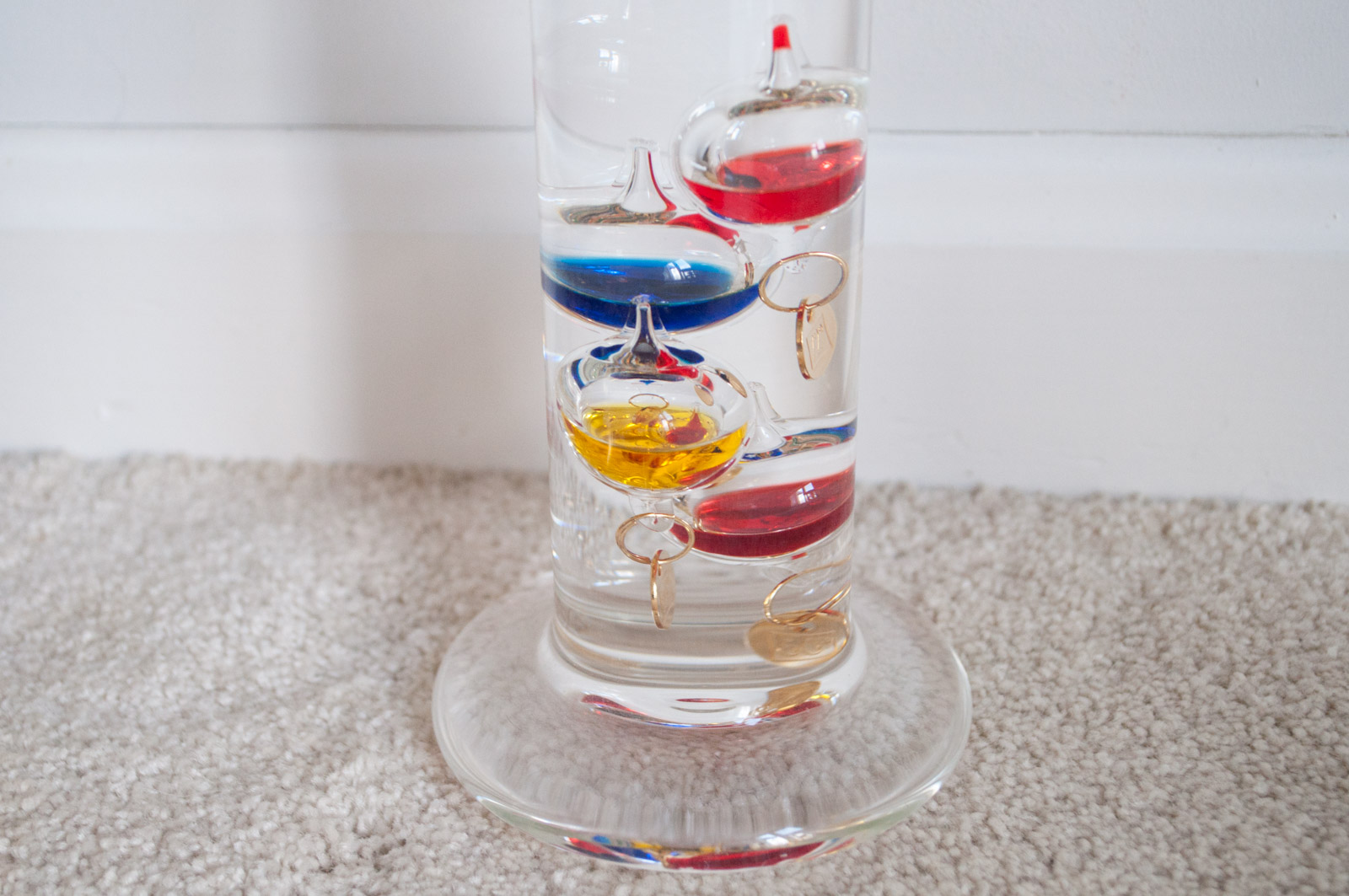 Skeleton Clocks and Barometers with Crystal Prism and Radiometer