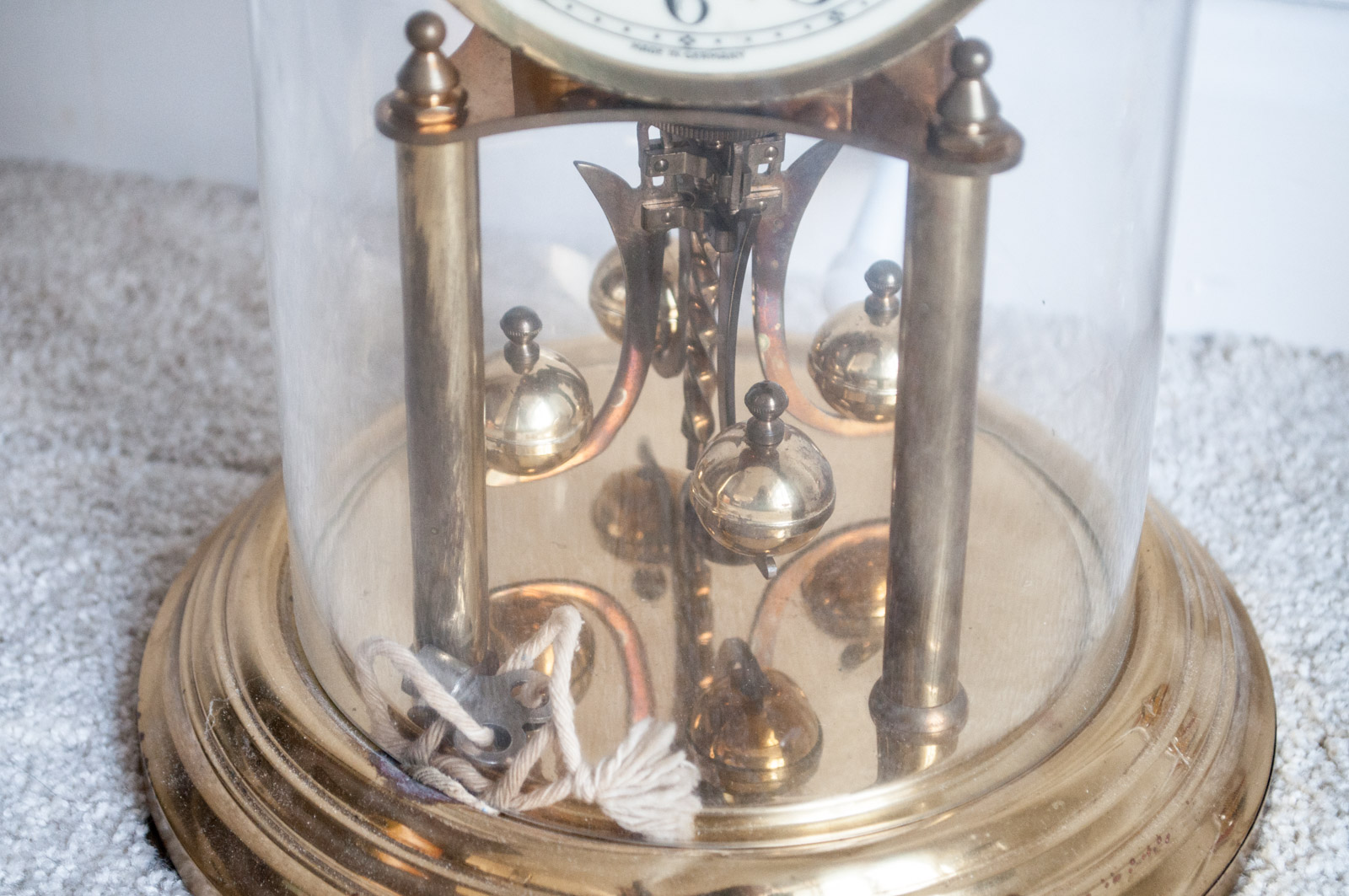 Skeleton Clocks and Barometers with Crystal Prism and Radiometer
