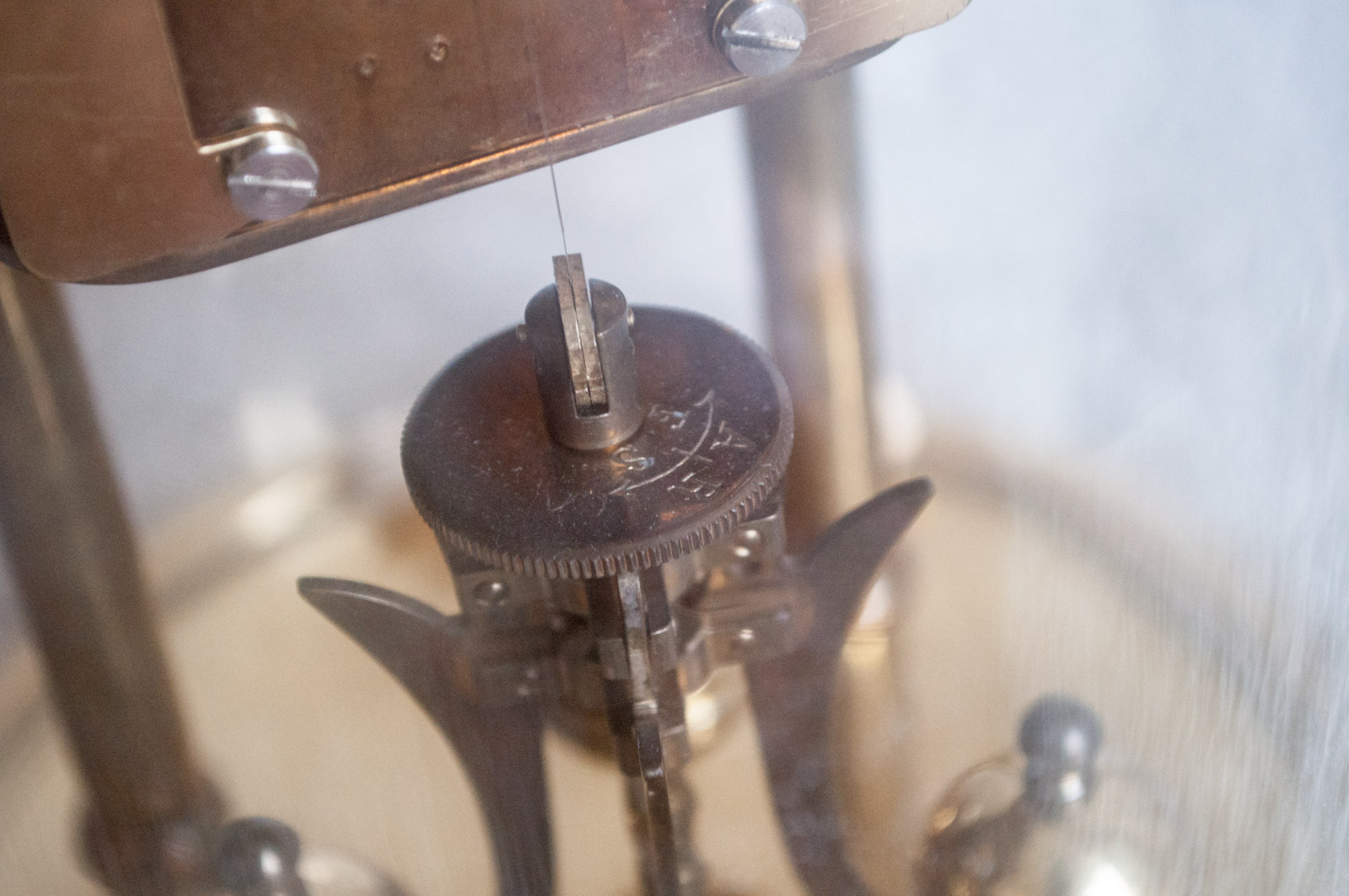 Skeleton Clocks and Barometers with Crystal Prism and Radiometer