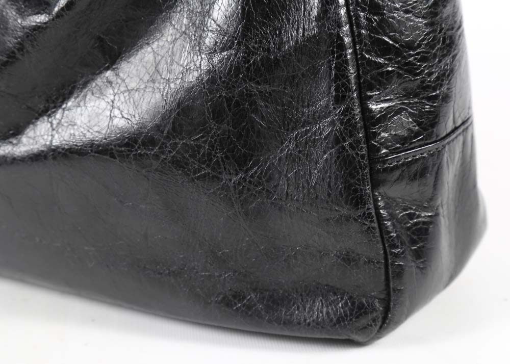 Tory Burch Leather Hobo Style Shoulder Bag