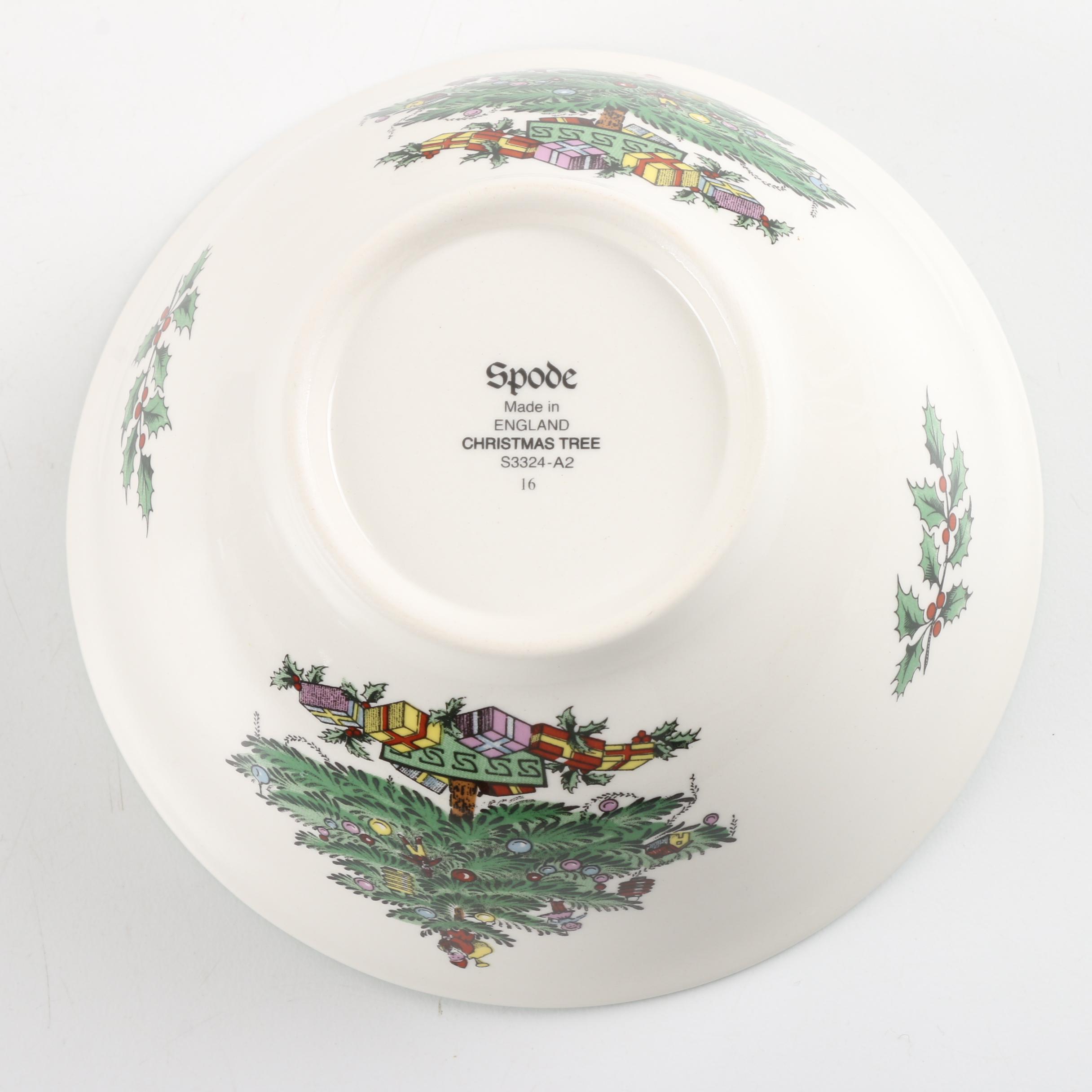 Spode's "Christmas Tree" Tableware
