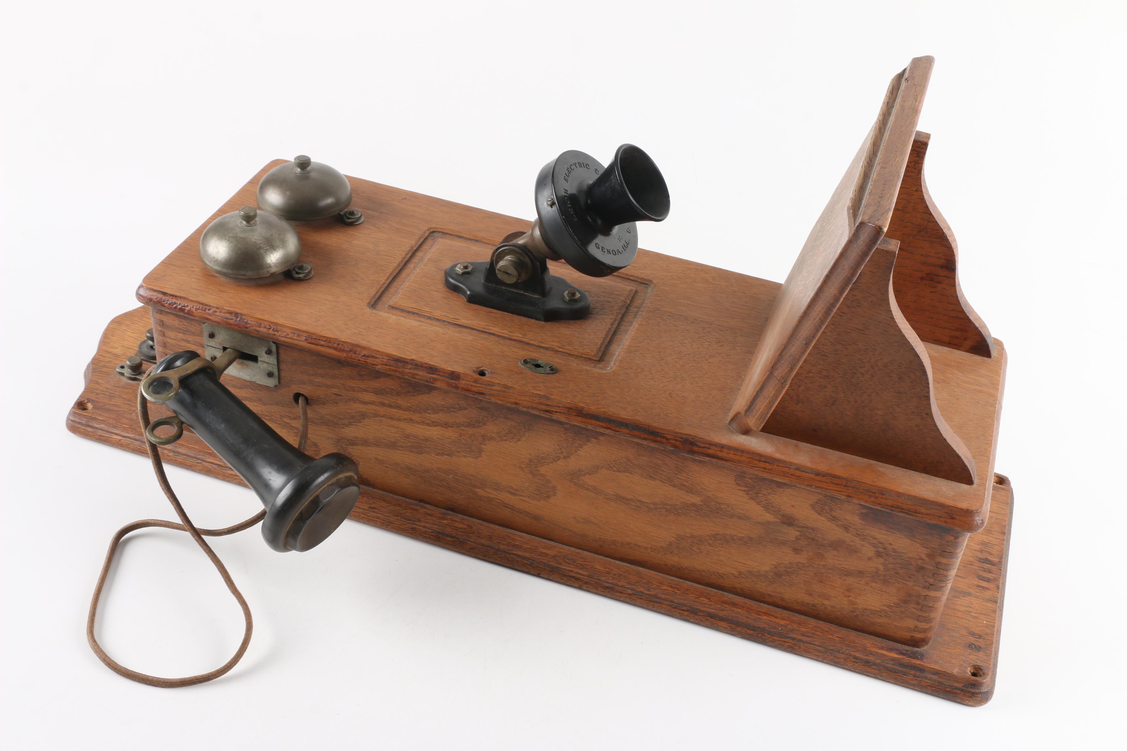 Antique Leich Electric CO Hand Crank Wall Phone