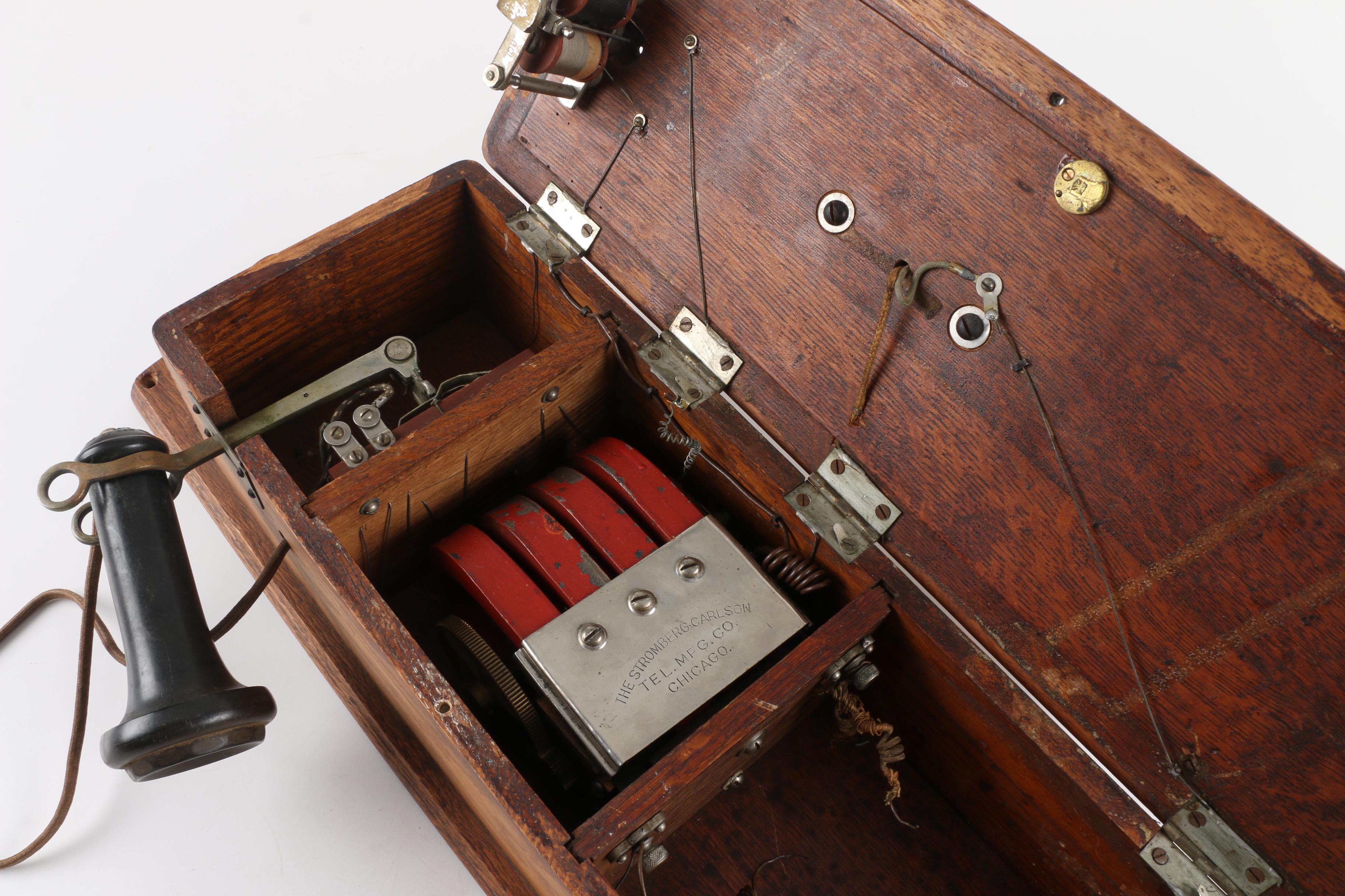 Antique Leich Electric CO Hand Crank Wall Phone