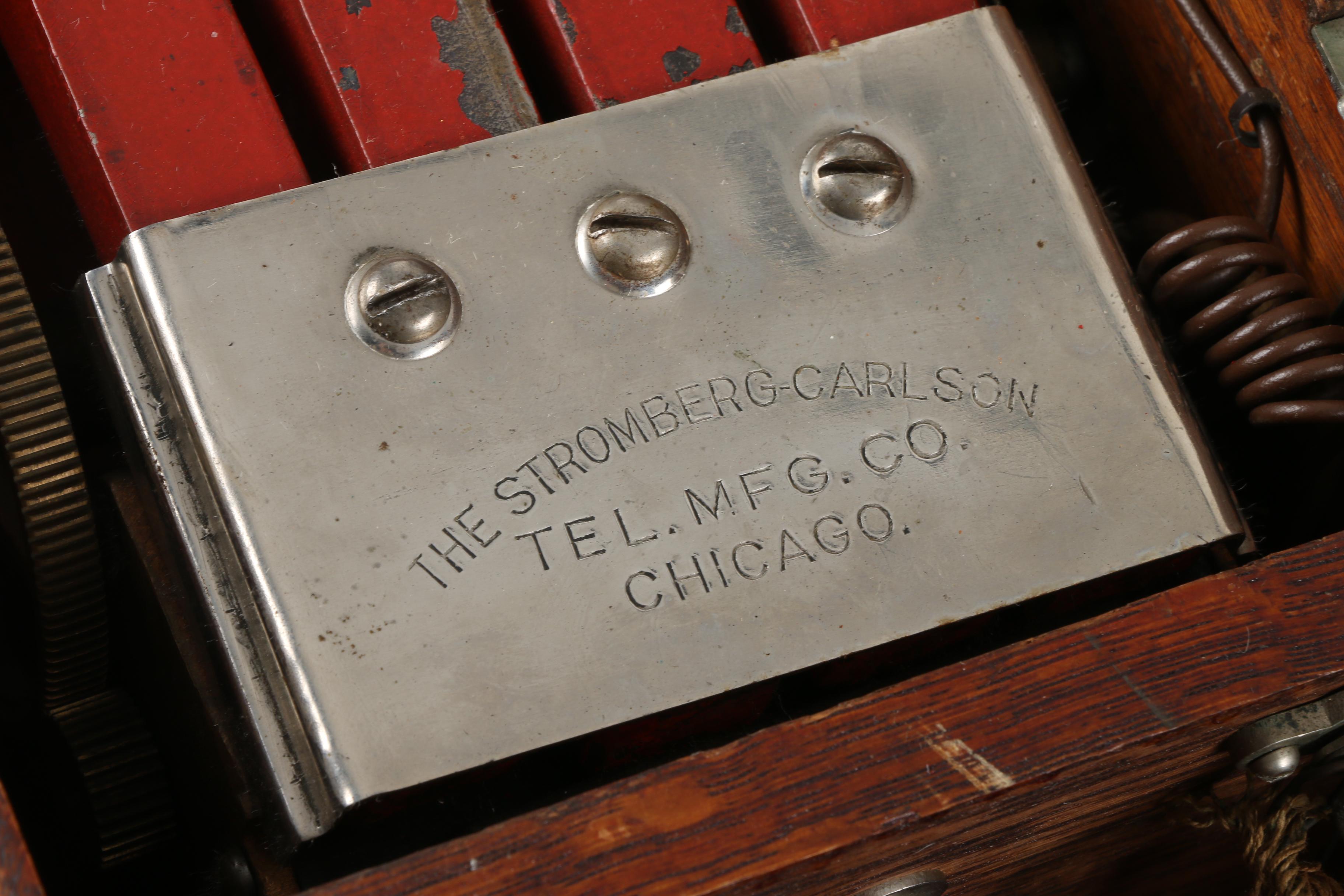 Antique Leich Electric CO Hand Crank Wall Phone