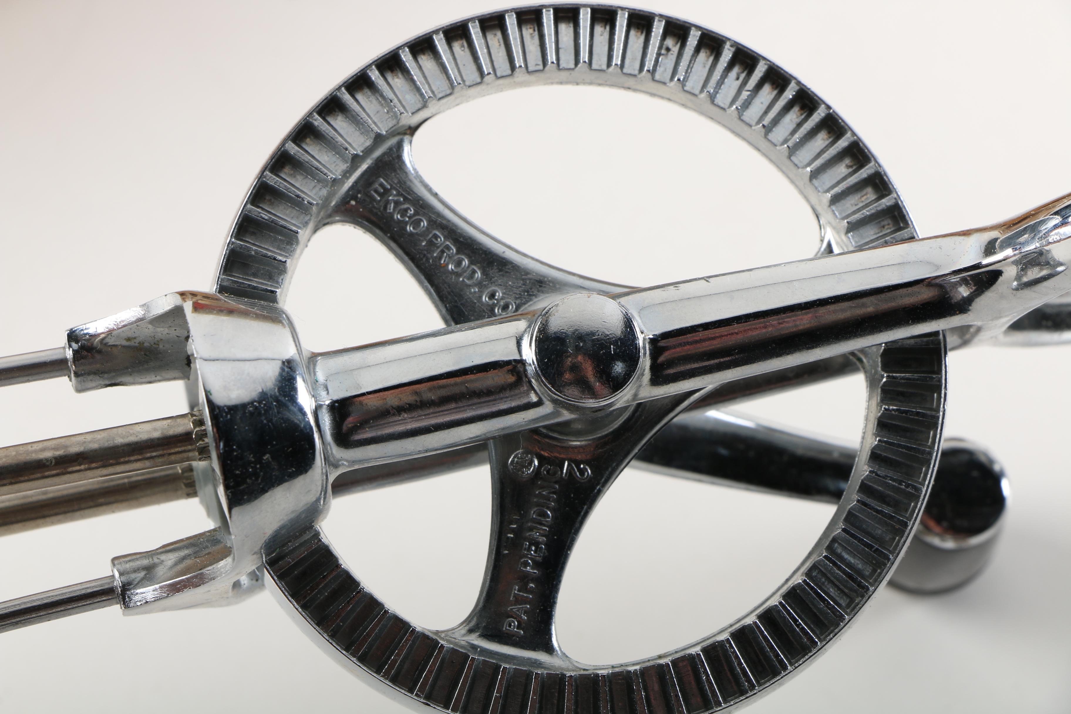 Vintage Kitchen Gadgets Including Mirro Aluminum Pastry Press