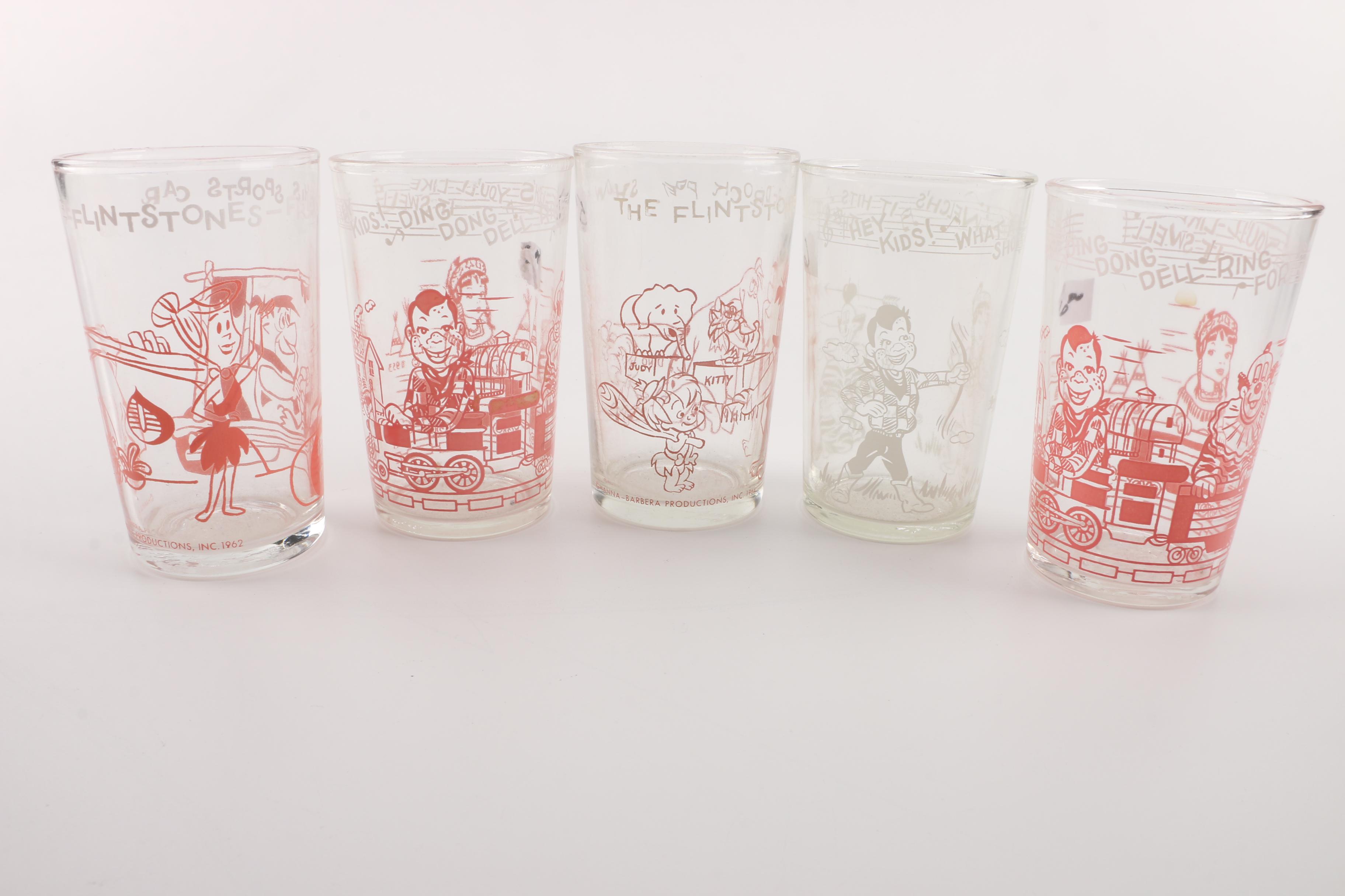 Vintage Cartoon Juice Glasses Including Archie Comics and Warner Brothers