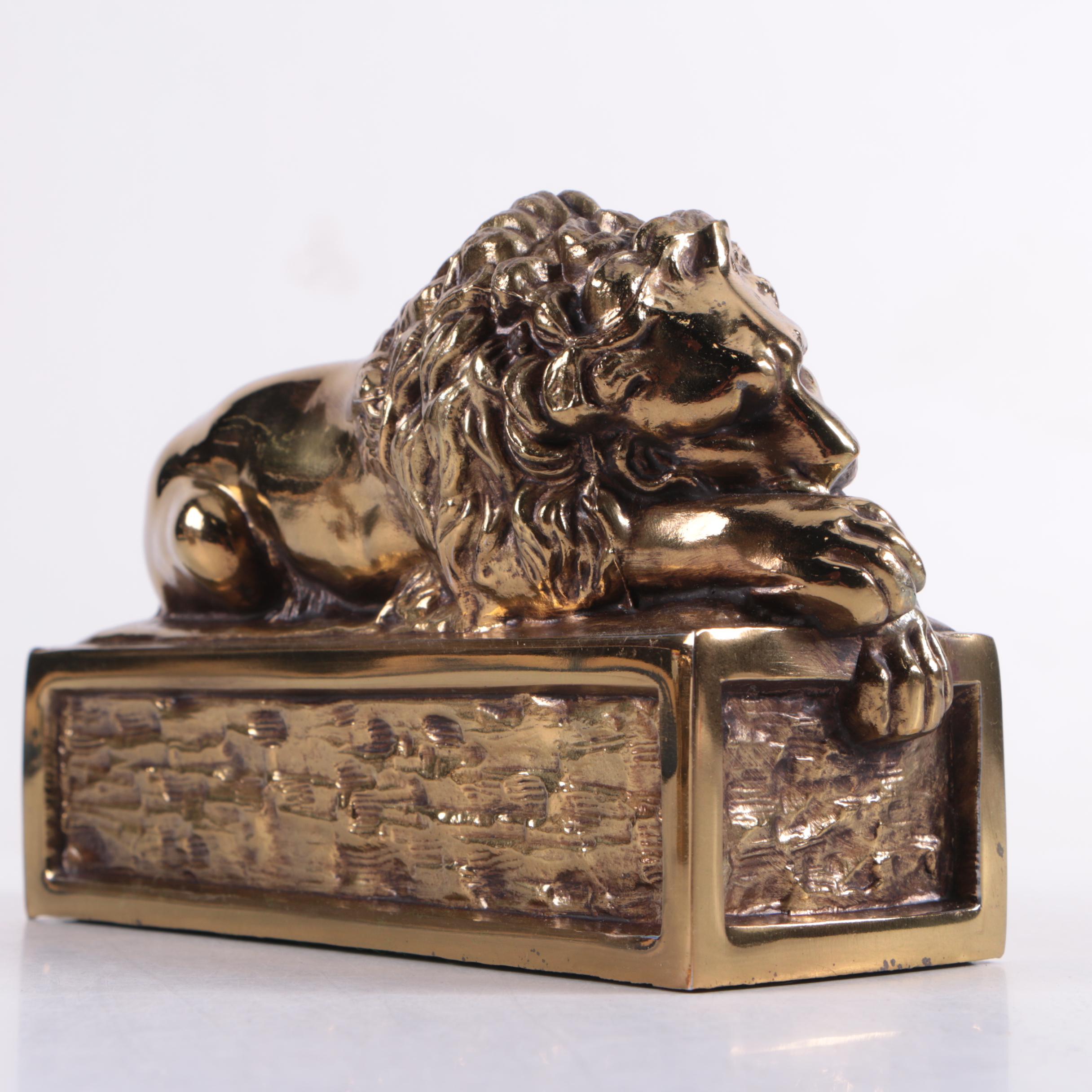 Metal Recumbent Lion Bookends