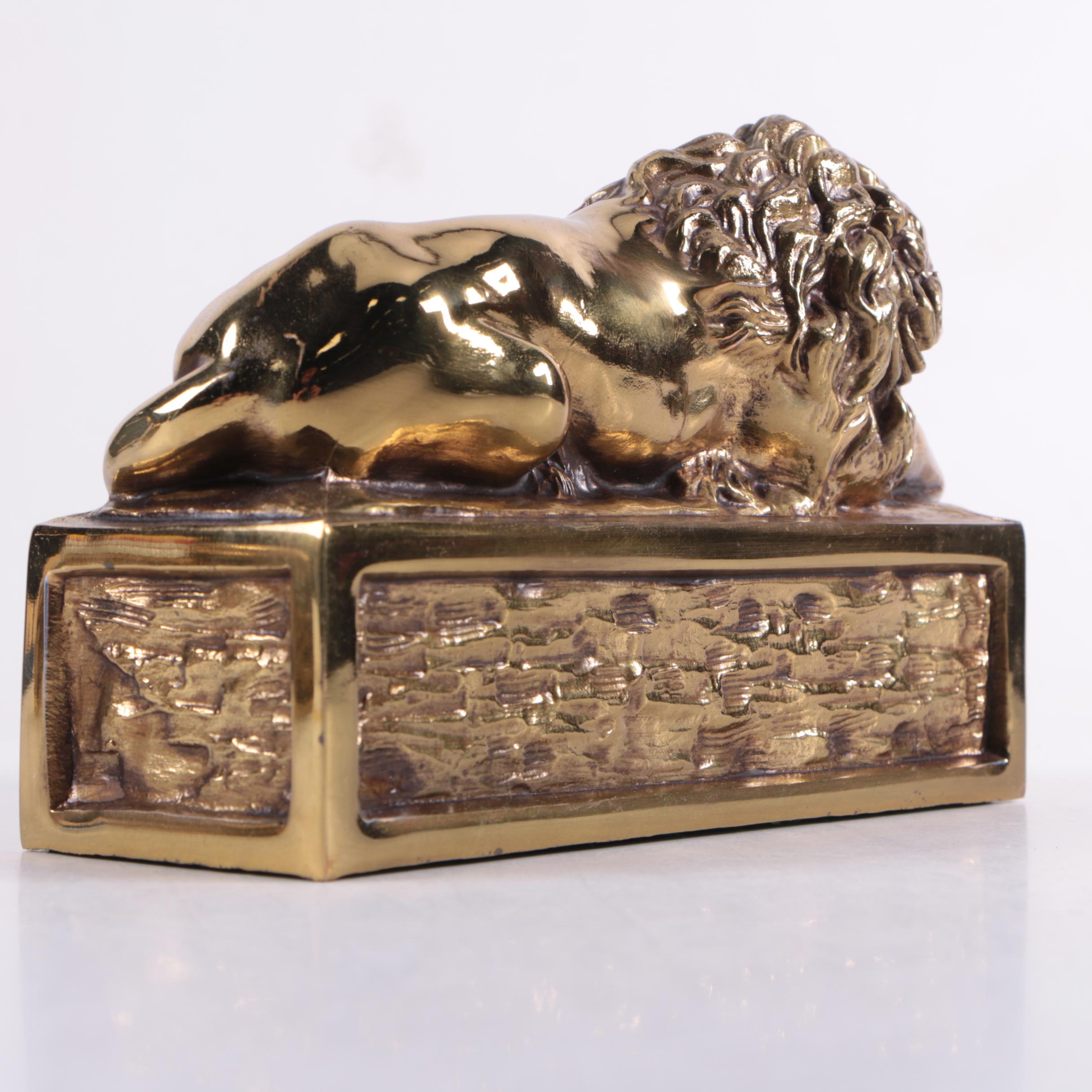 Metal Recumbent Lion Bookends