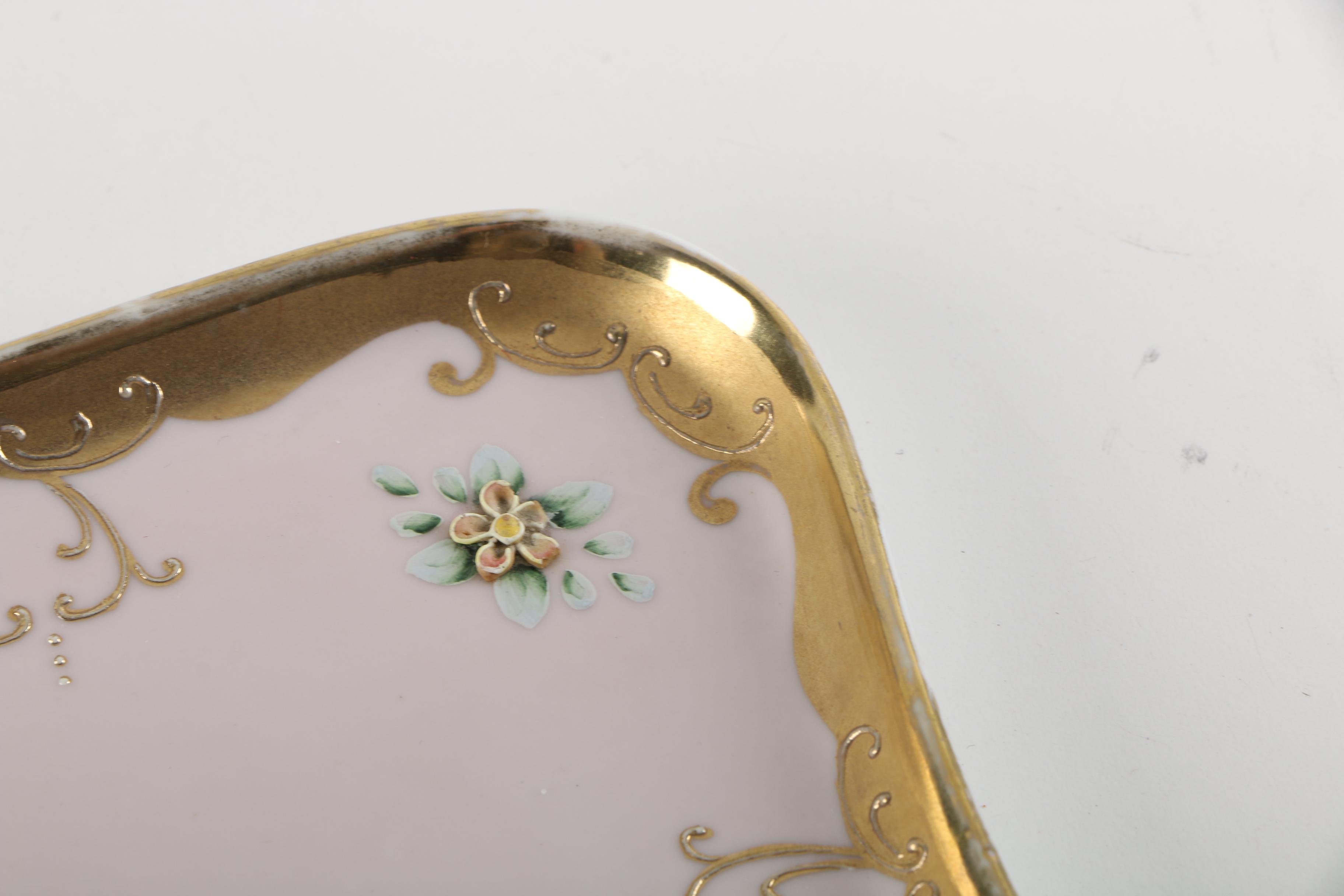 Vintage Vanity Accessories Including Ardalt Porcelain