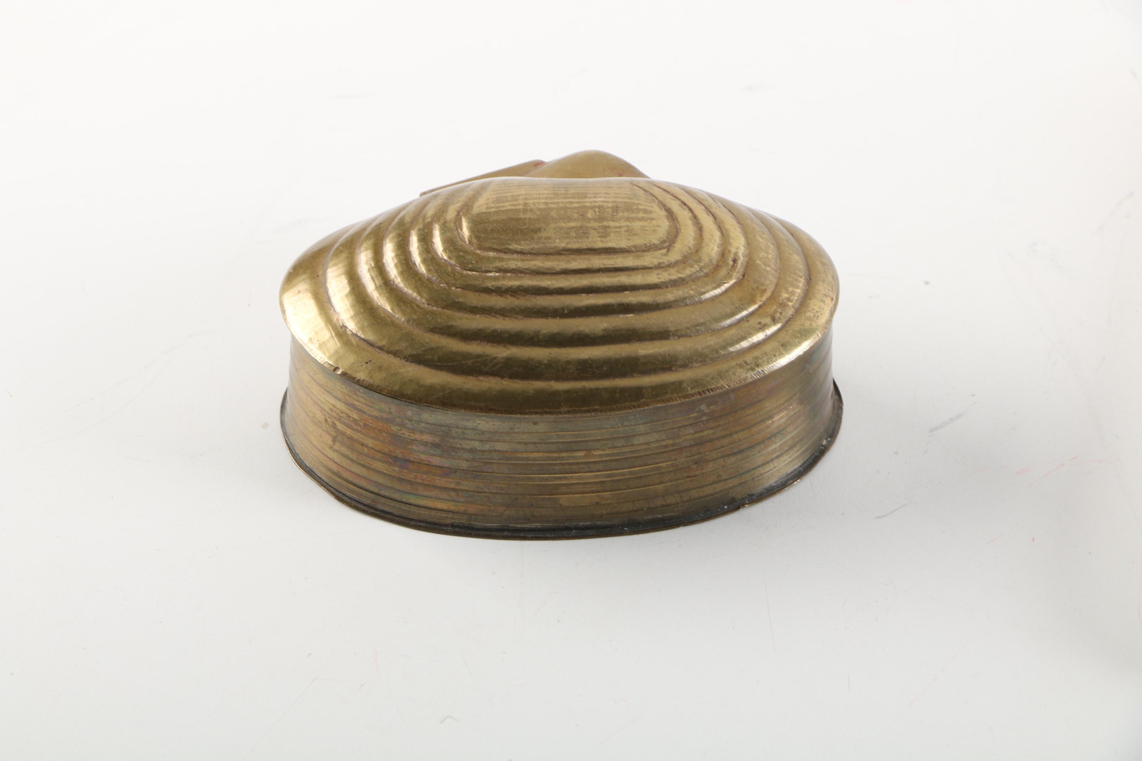 Vintage Vanity Accessories Including Ardalt Porcelain