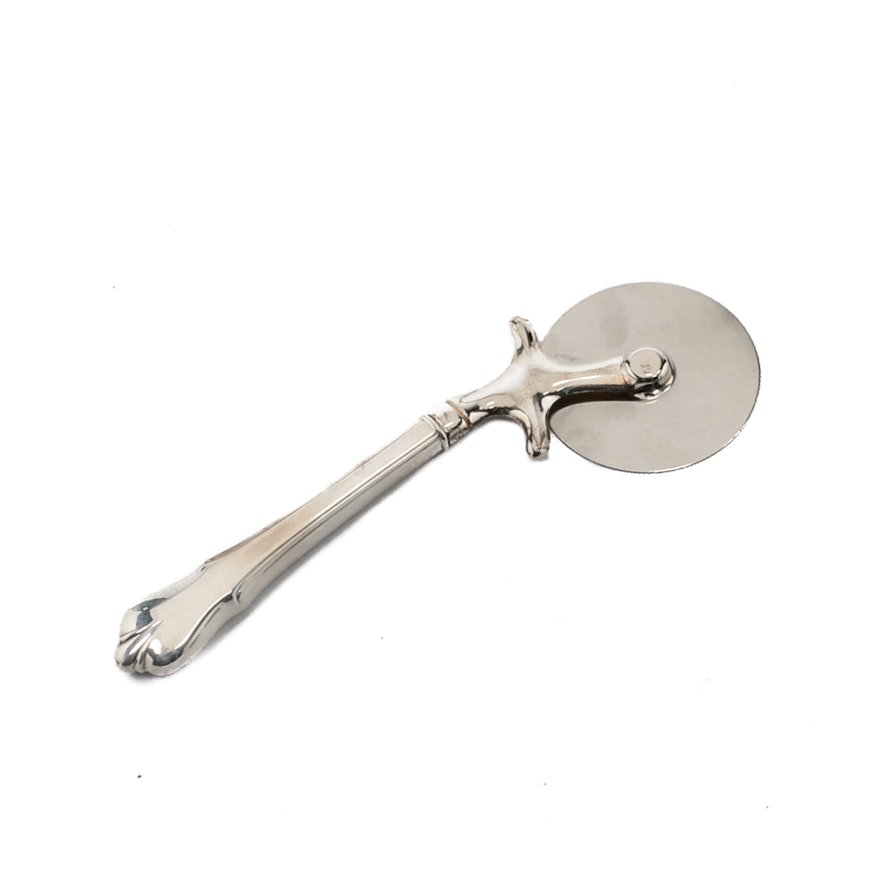 Wallace "Grand Colonial" Sterling Silver Handled Pizza Cutter