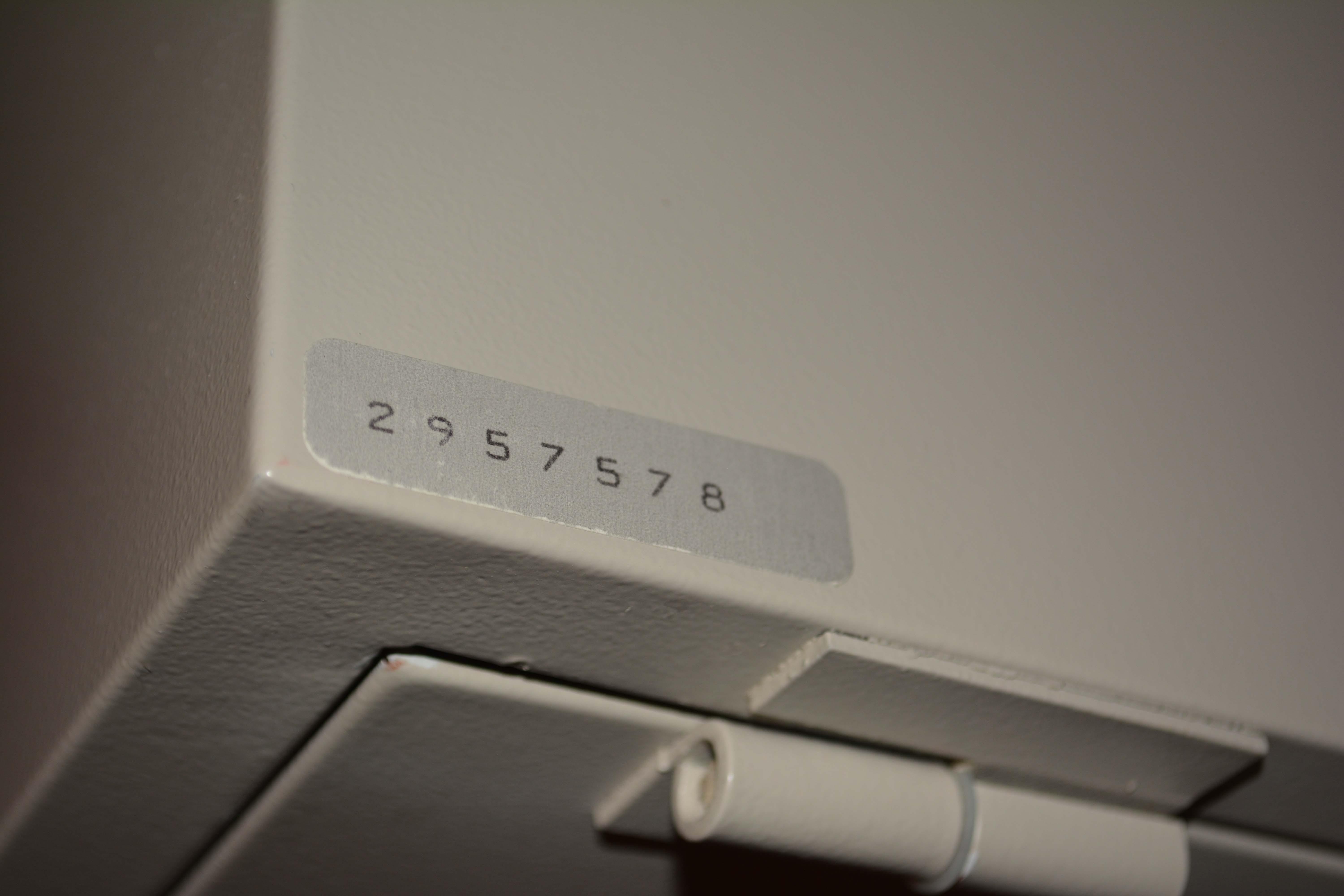 Sentry 1230 Combination Safe