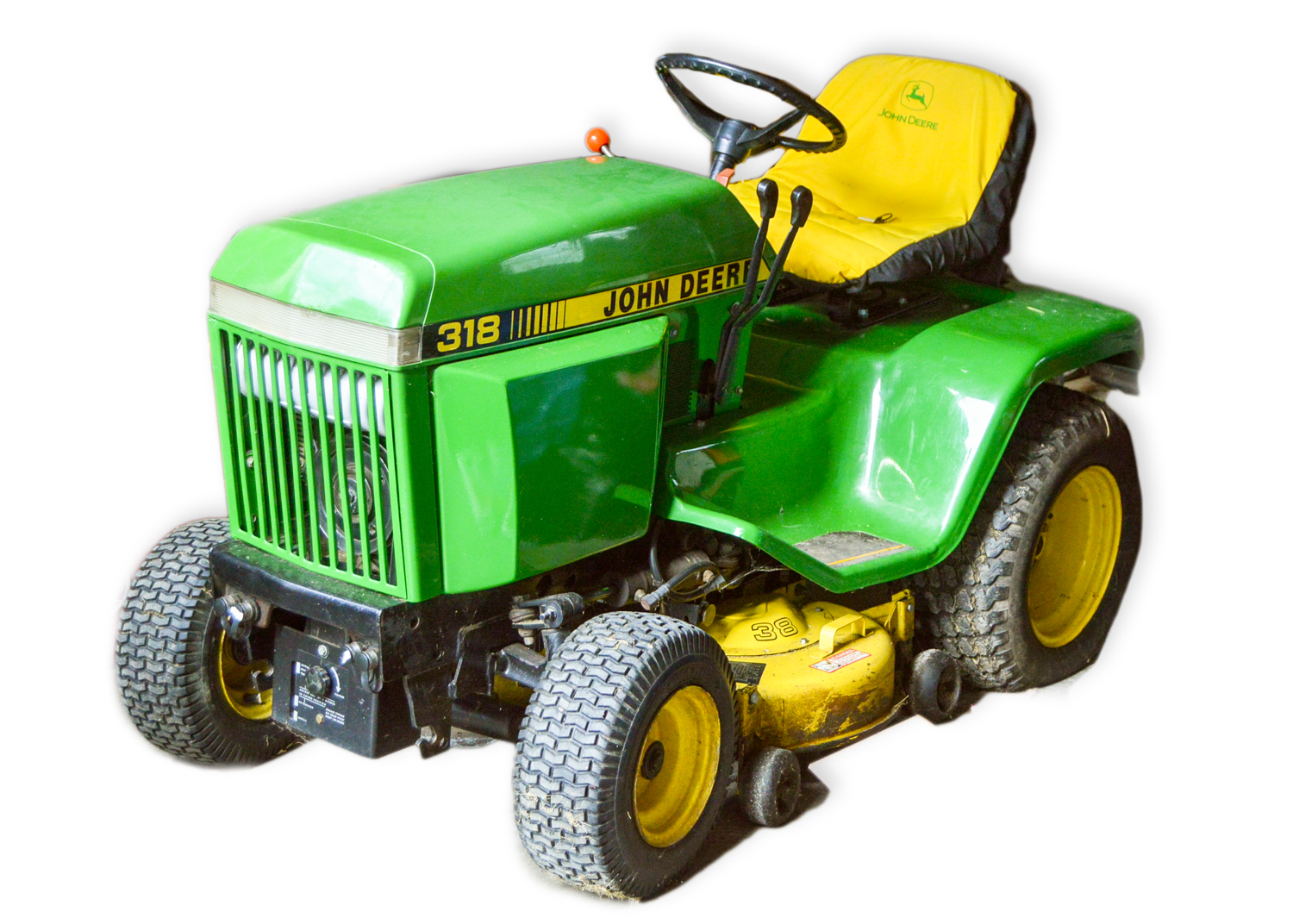 John Deere 318 Lawn Tractor