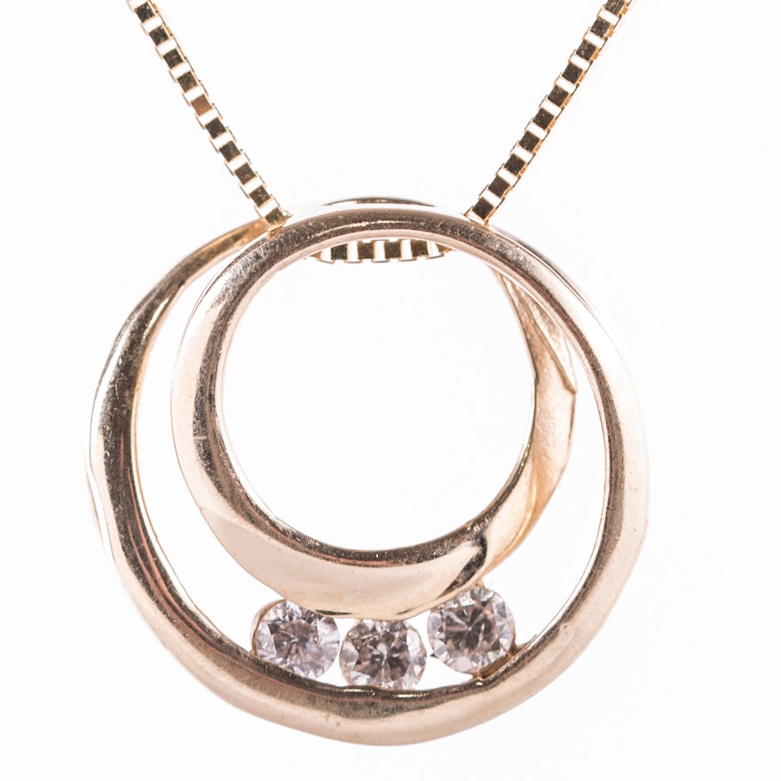 14K Yellow Gold Diamond Pendant Necklace