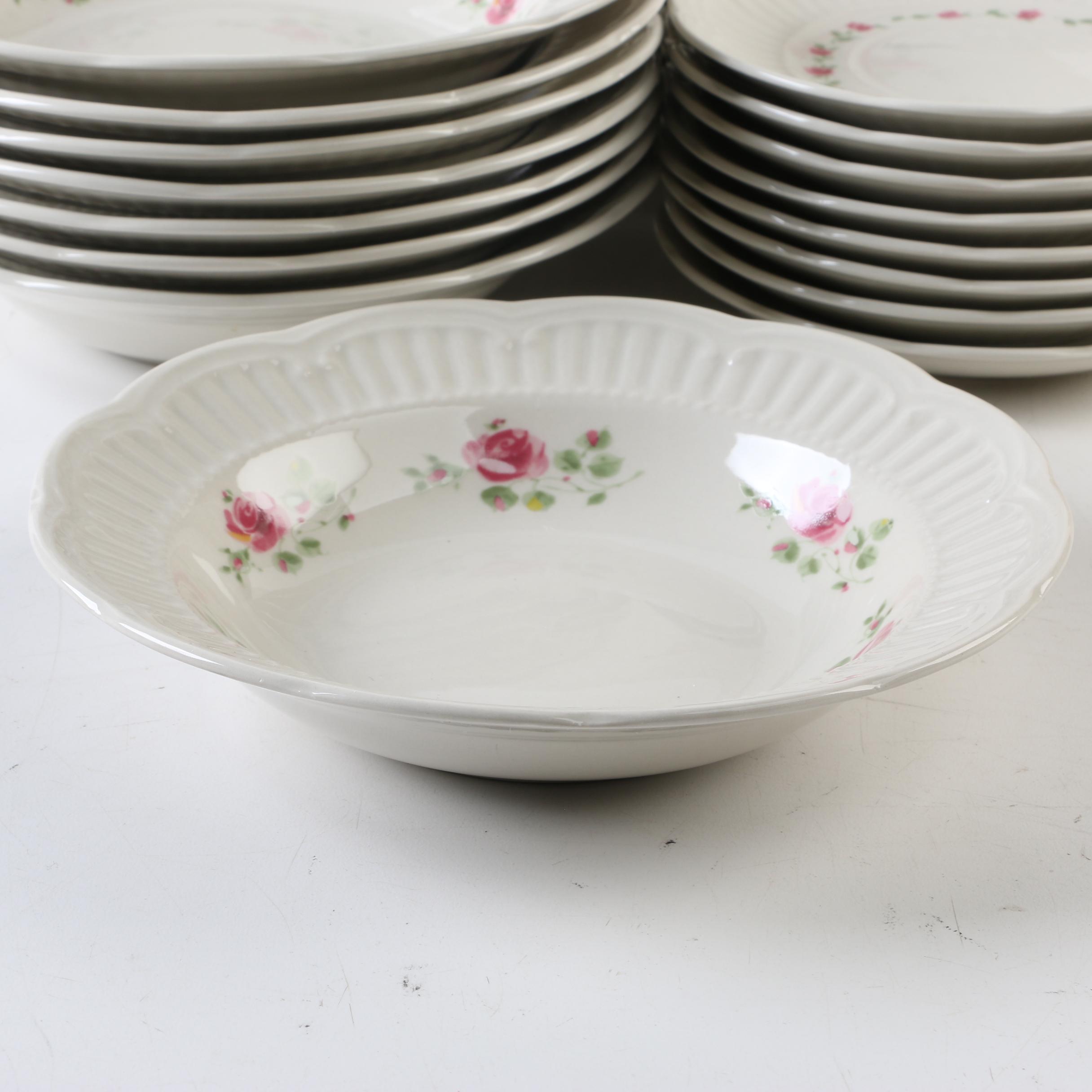 Gibson Design's Dinnerware