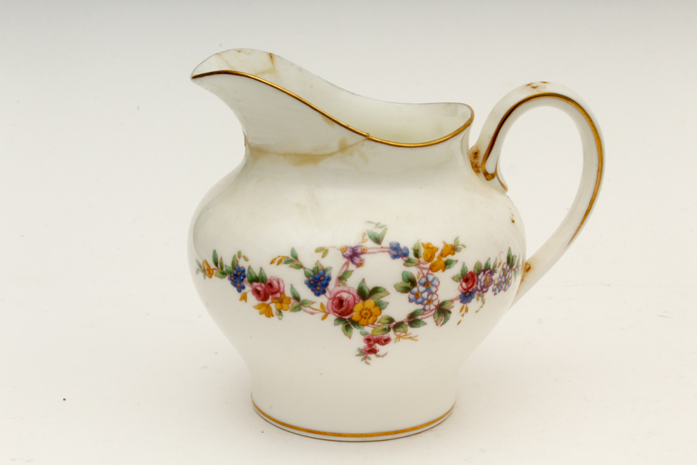 Mintons "Spring Flowers" Dinnerware, Circa 1938-1959