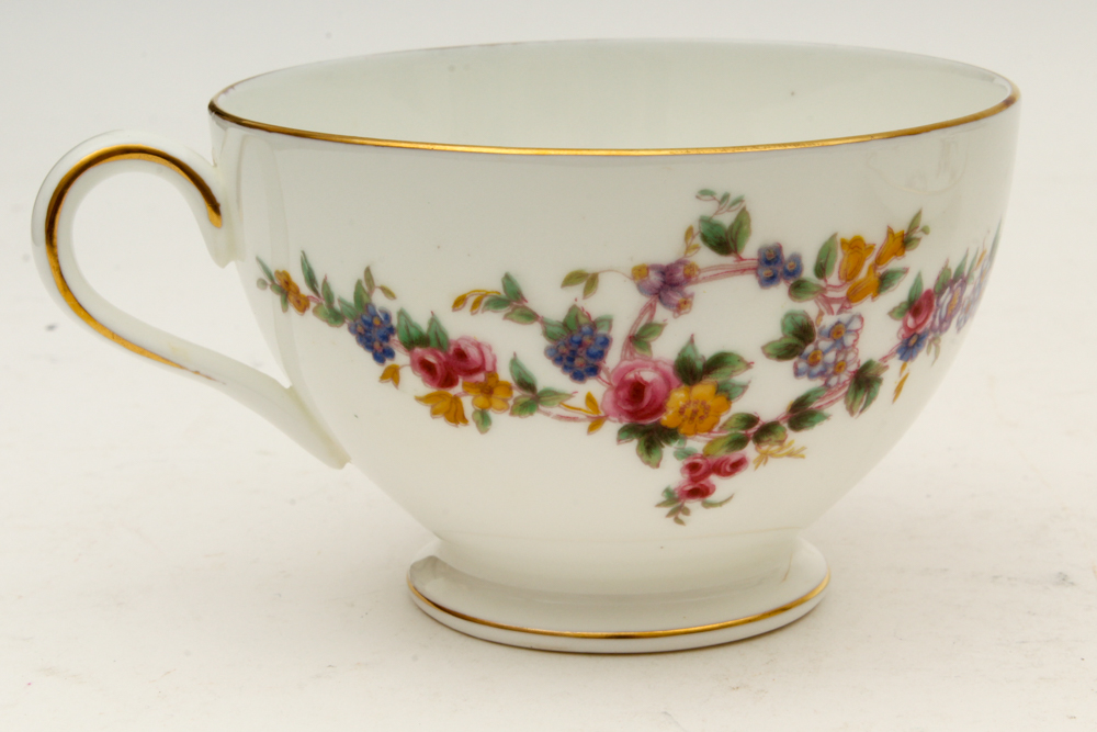 Mintons "Spring Flowers" Dinnerware, Circa 1938-1959