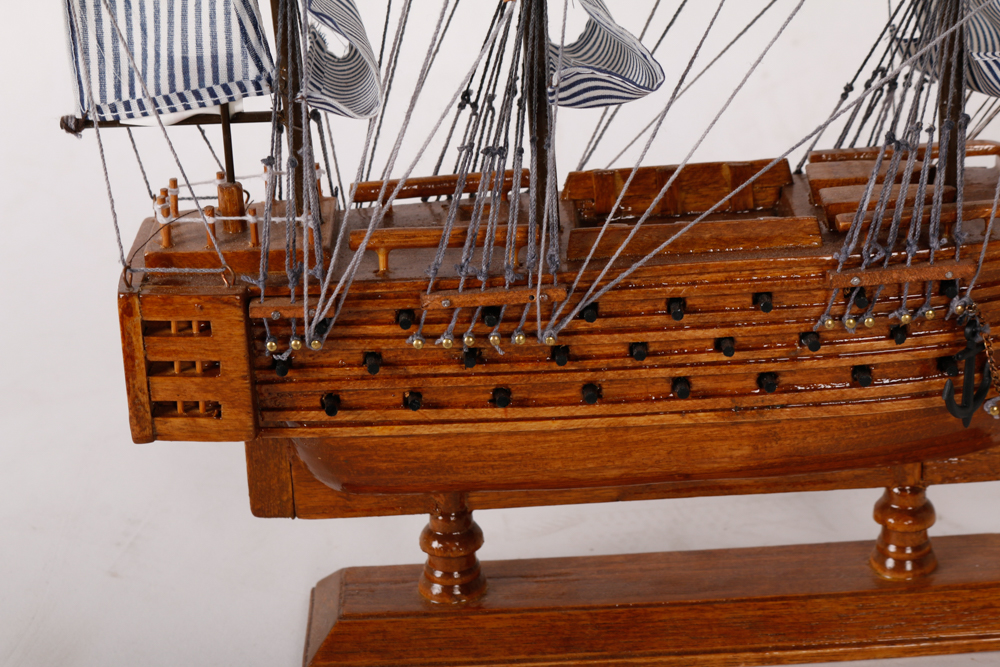 Pair of Wooden Models of British Sailing Ships "Cutty Sark" and HMS "Victory"
