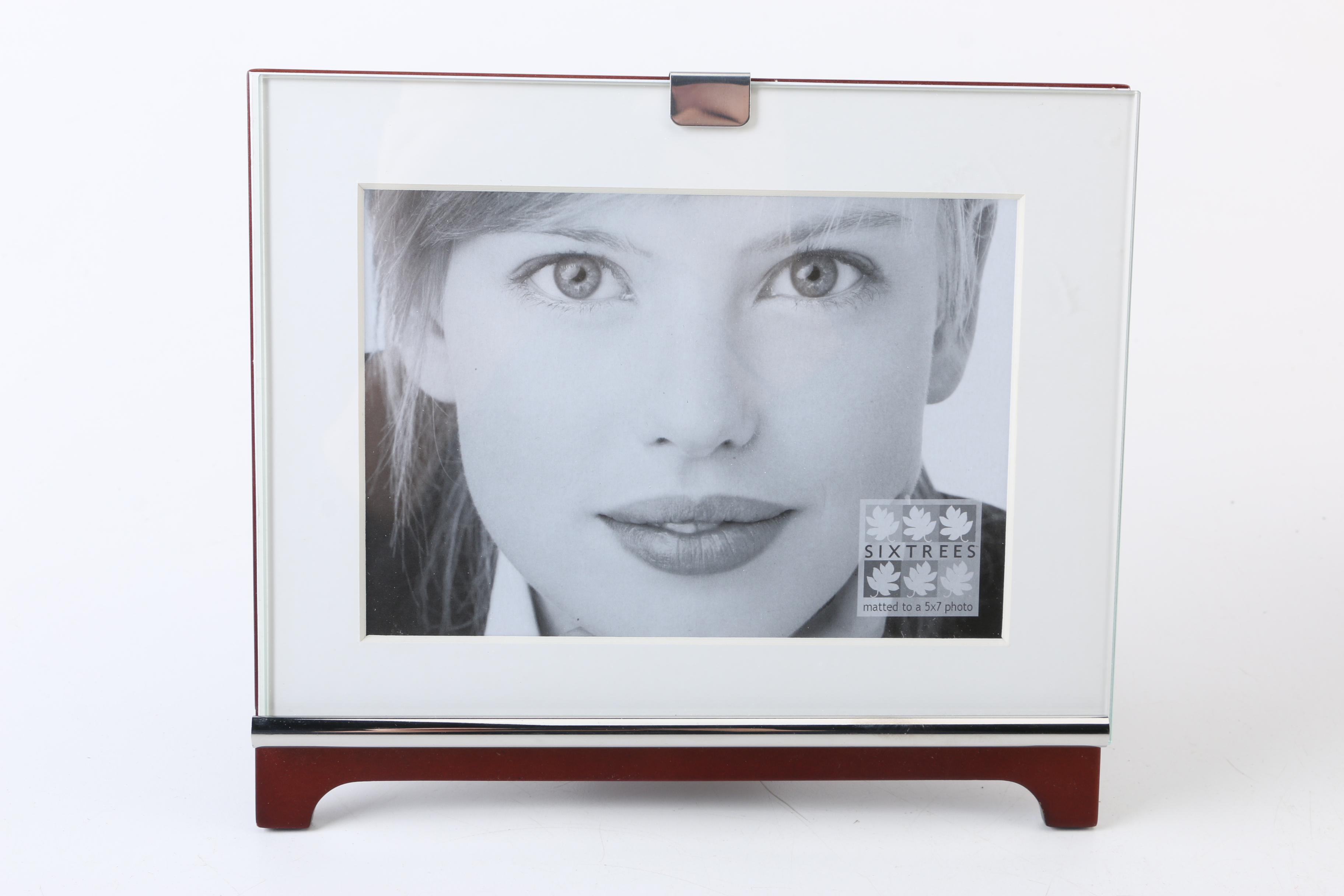 Sixtrees Picture Frames