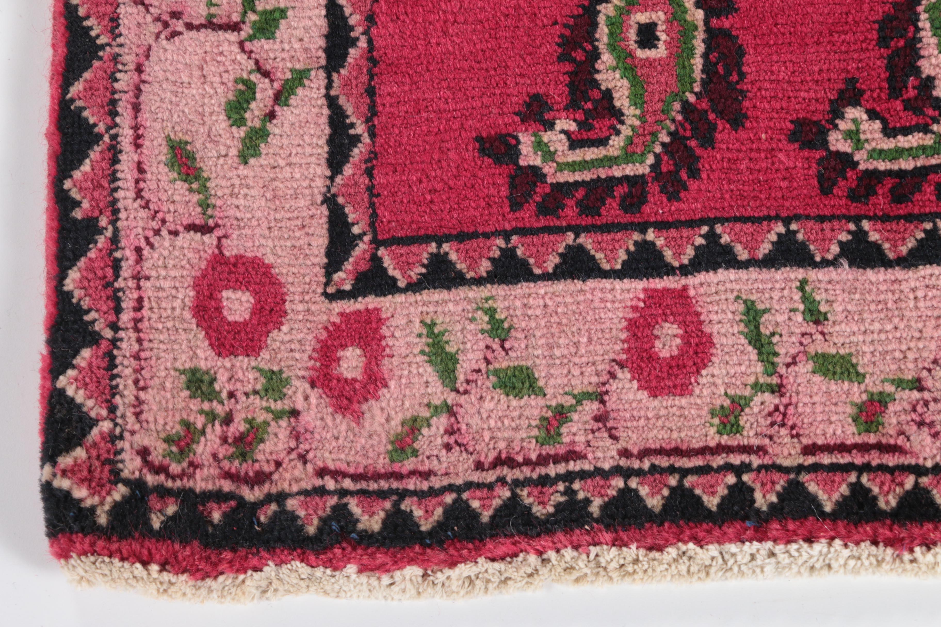 Hand-Knotted Boteh Accent Rug