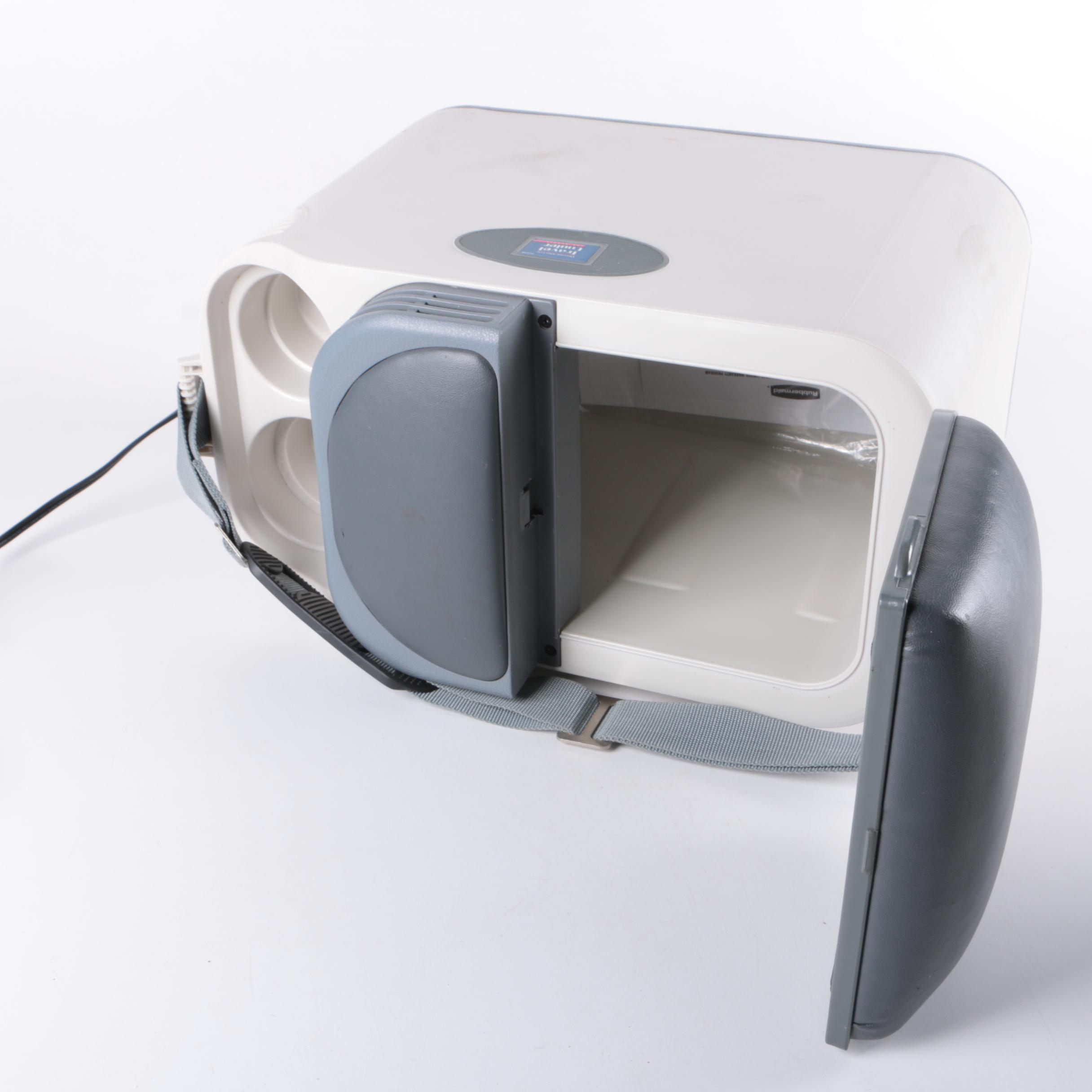 Rubbermaid Thermo-Electric Travel Cooler and Warmer