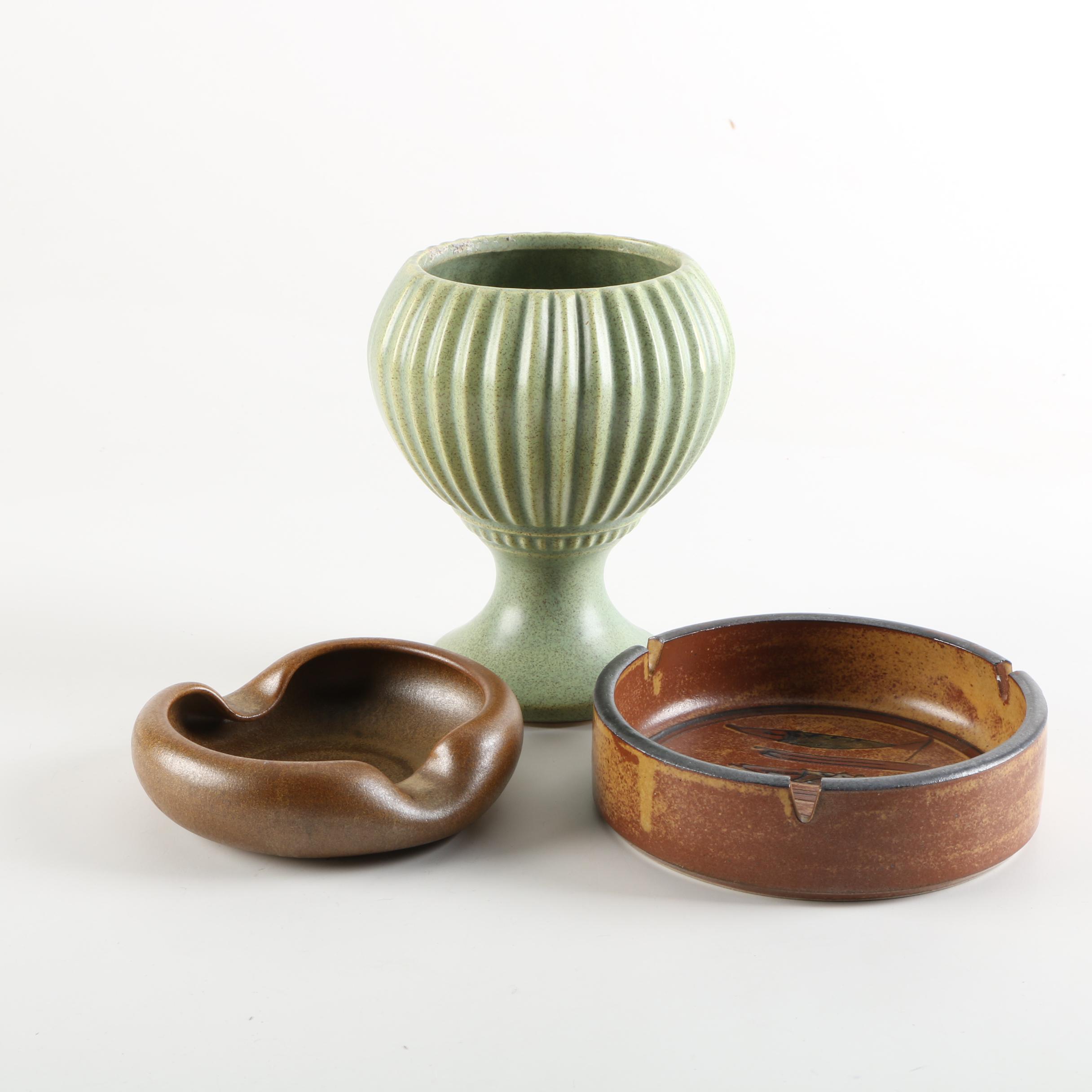 Vintage McCoy "Floraline" Fluted Vase and Ash Receivers