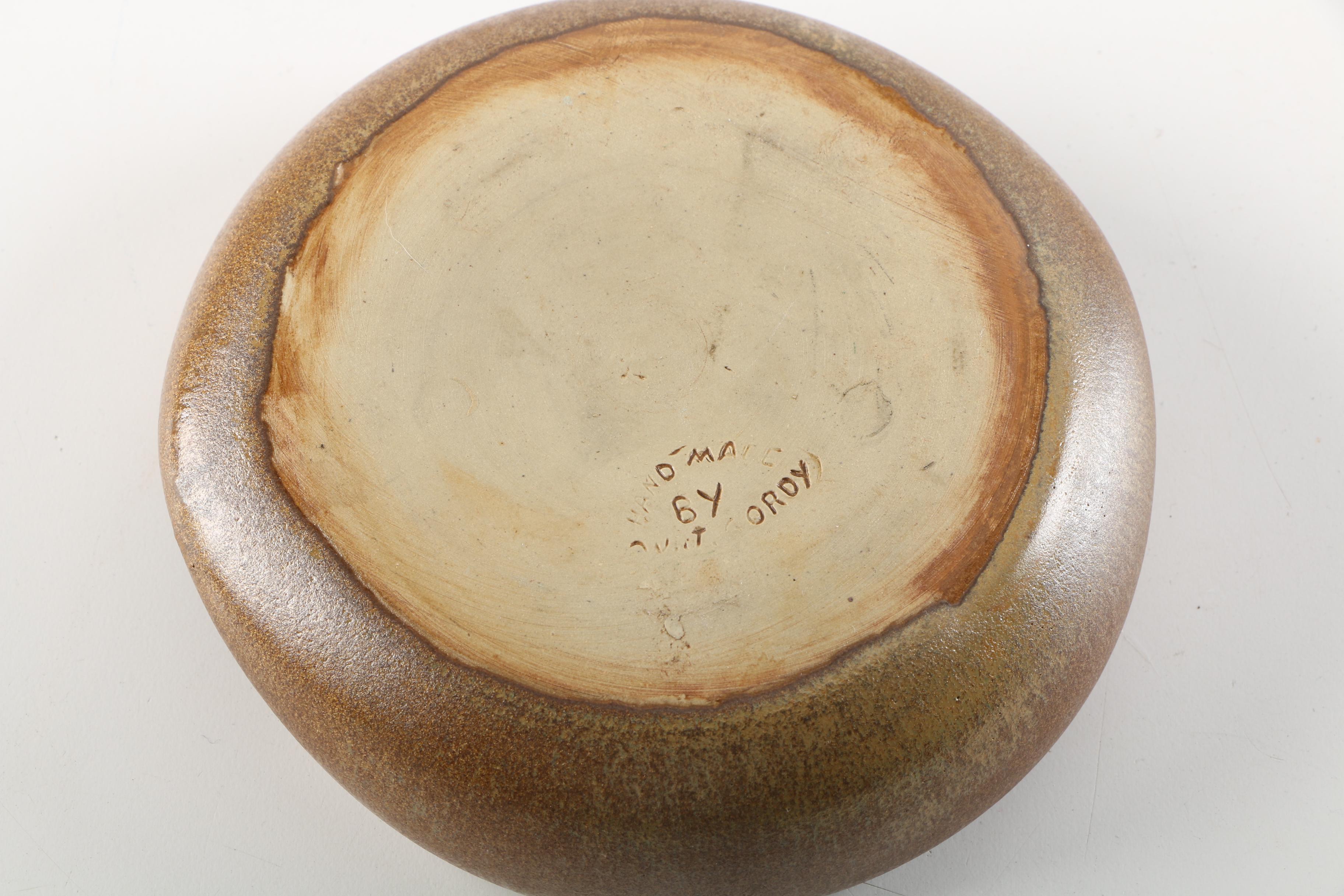 Vintage McCoy "Floraline" Fluted Vase and Ash Receivers