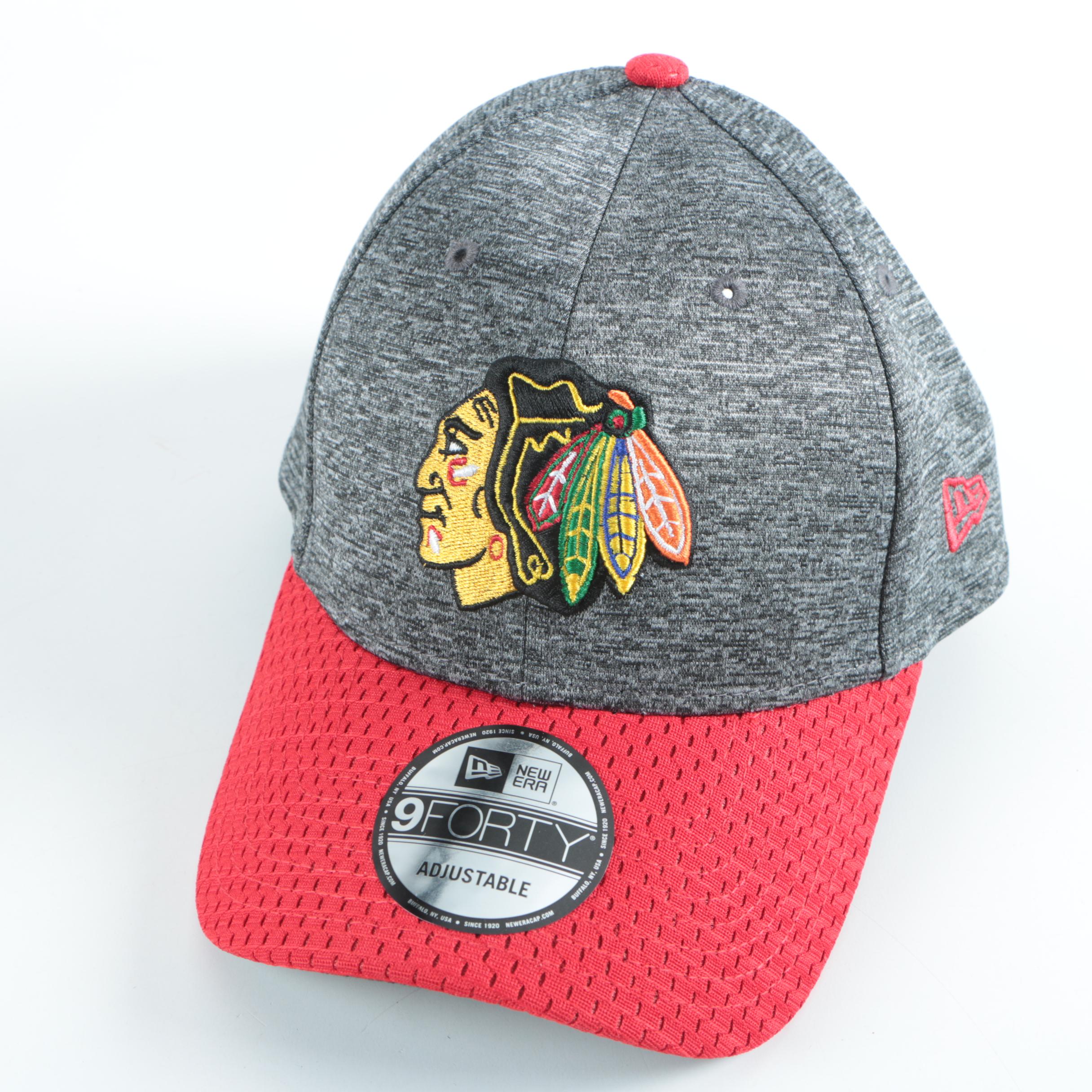 Autographed Andrew Shaw Chicago Blackhawks Pucks with Blackhawks Hat
