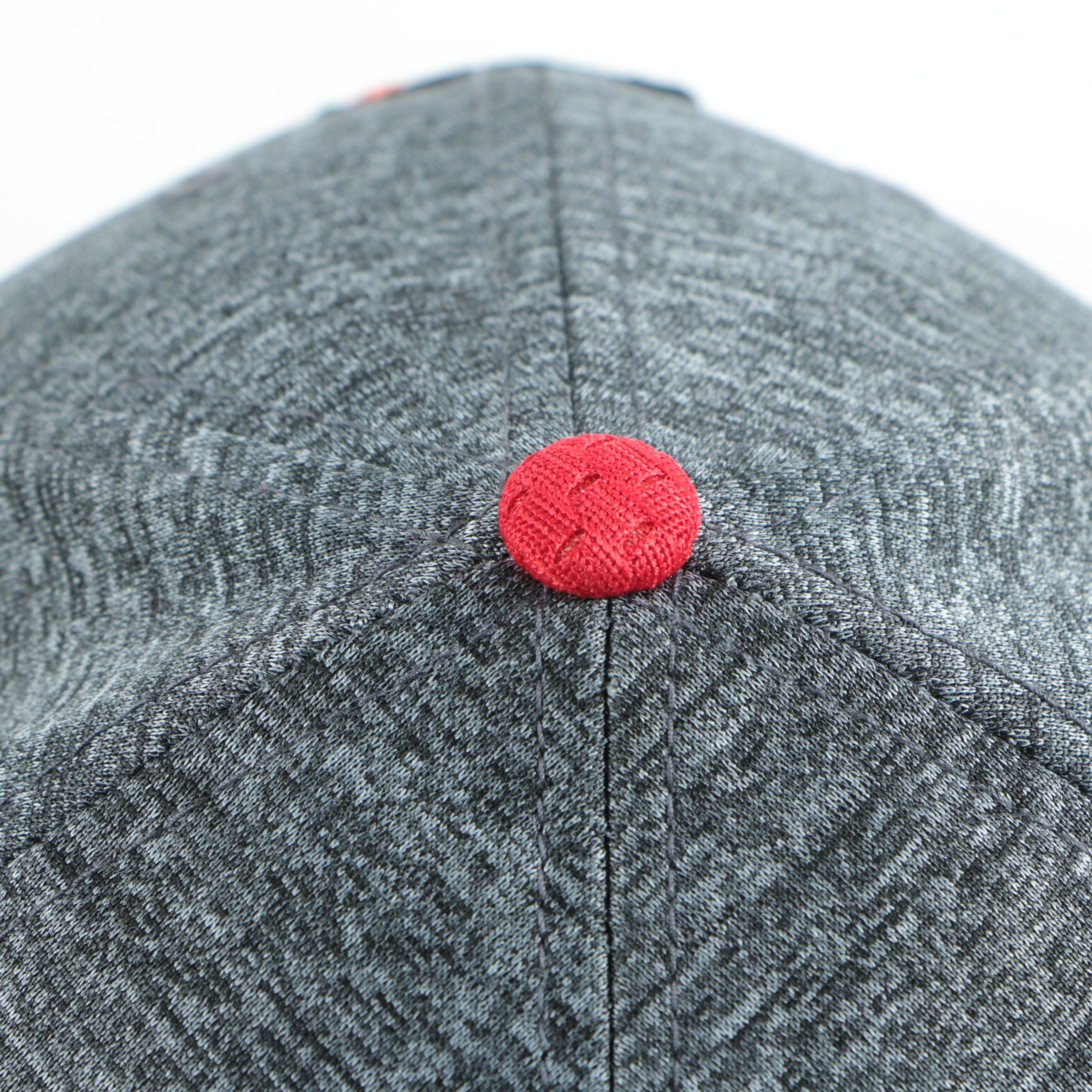 Autographed Andrew Shaw Chicago Blackhawks Pucks with Blackhawks Hat