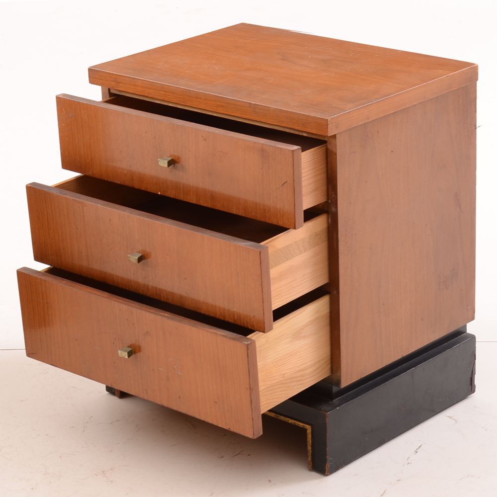 Pair of Mid Century Modern Nightstands