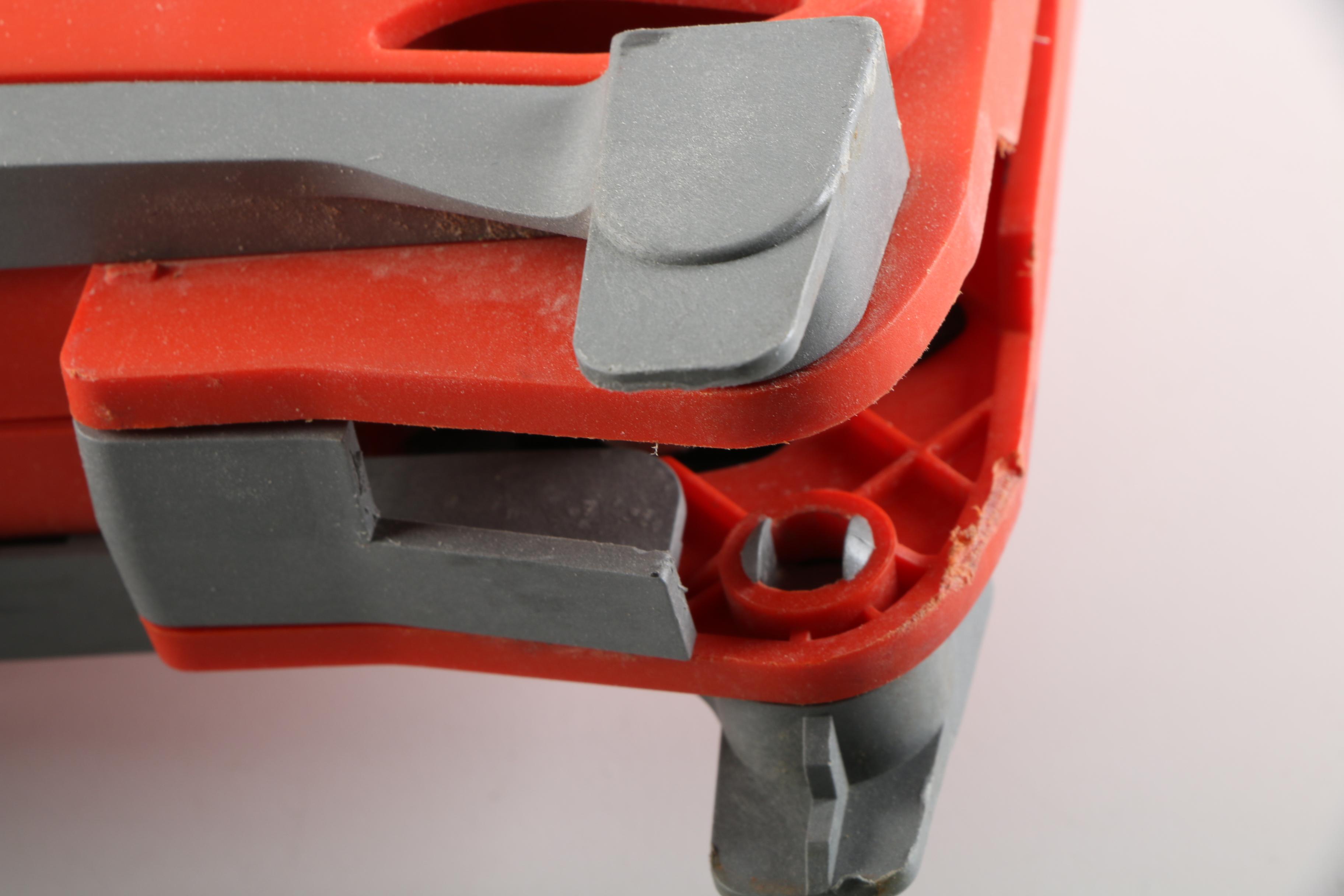 Black & Decker NaviGator Powered Handsaw/Jigsaw and Blades