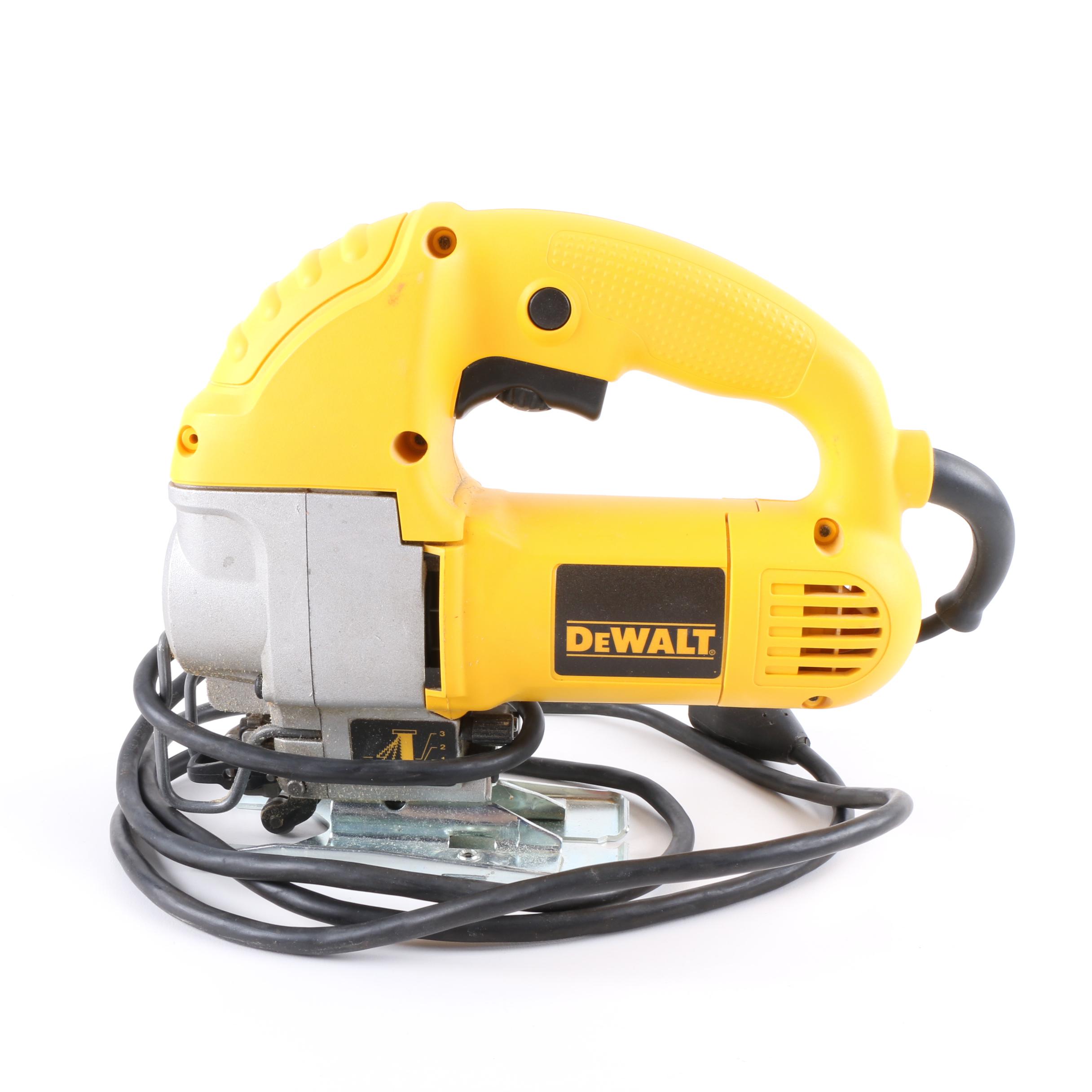 DeWalt DW317 Orbital Jig Saw and Blades
