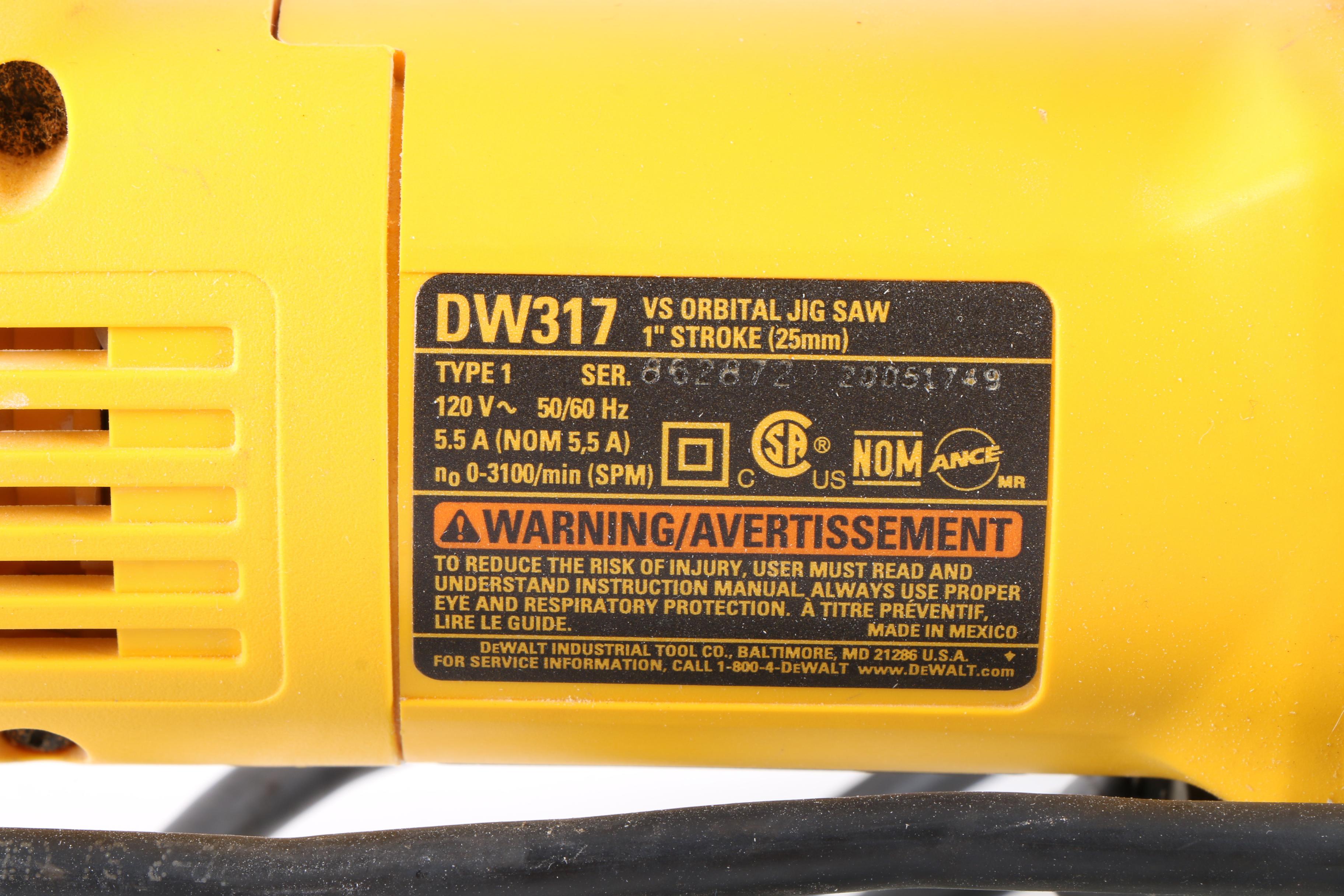 DeWalt DW317 Orbital Jig Saw and Blades