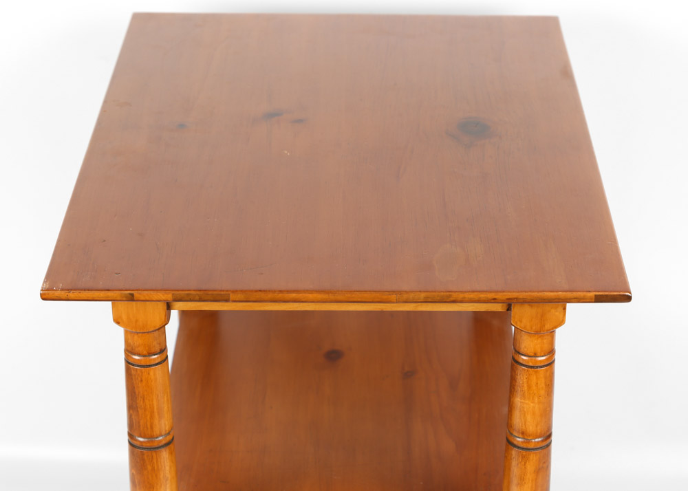 Vintage Colonial Revival Side Table by Drexel