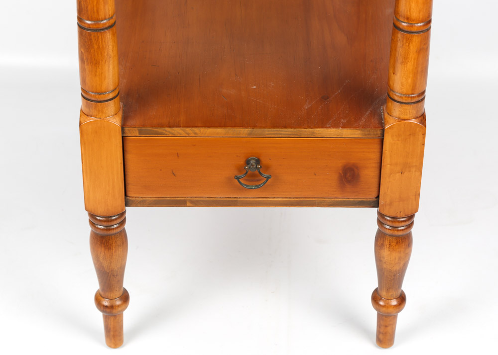 Vintage Colonial Revival Side Table by Drexel
