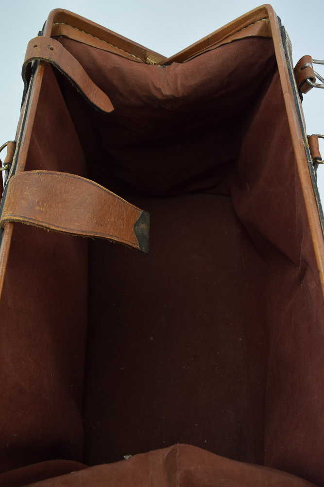 Vintage J. Caudillo Mexico Tooled Leather Doctor's Bag