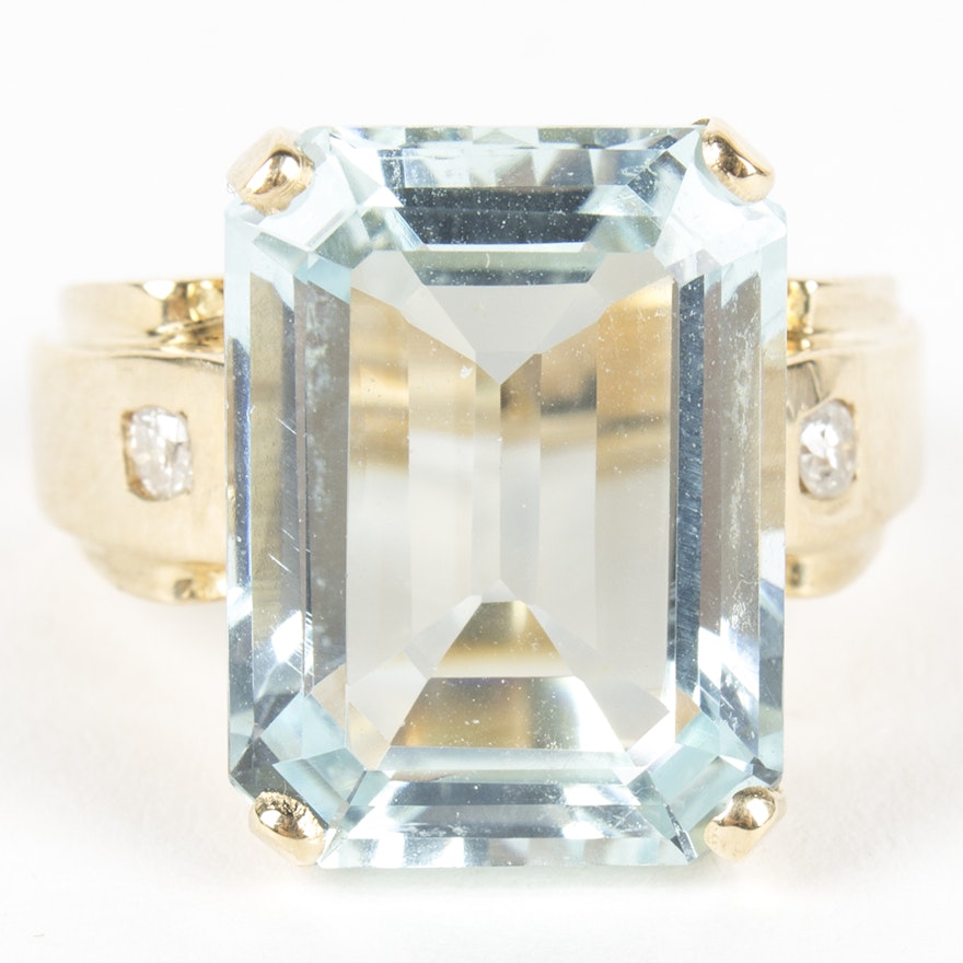 14K Yellow Gold Aquamarine and Diamond Ring