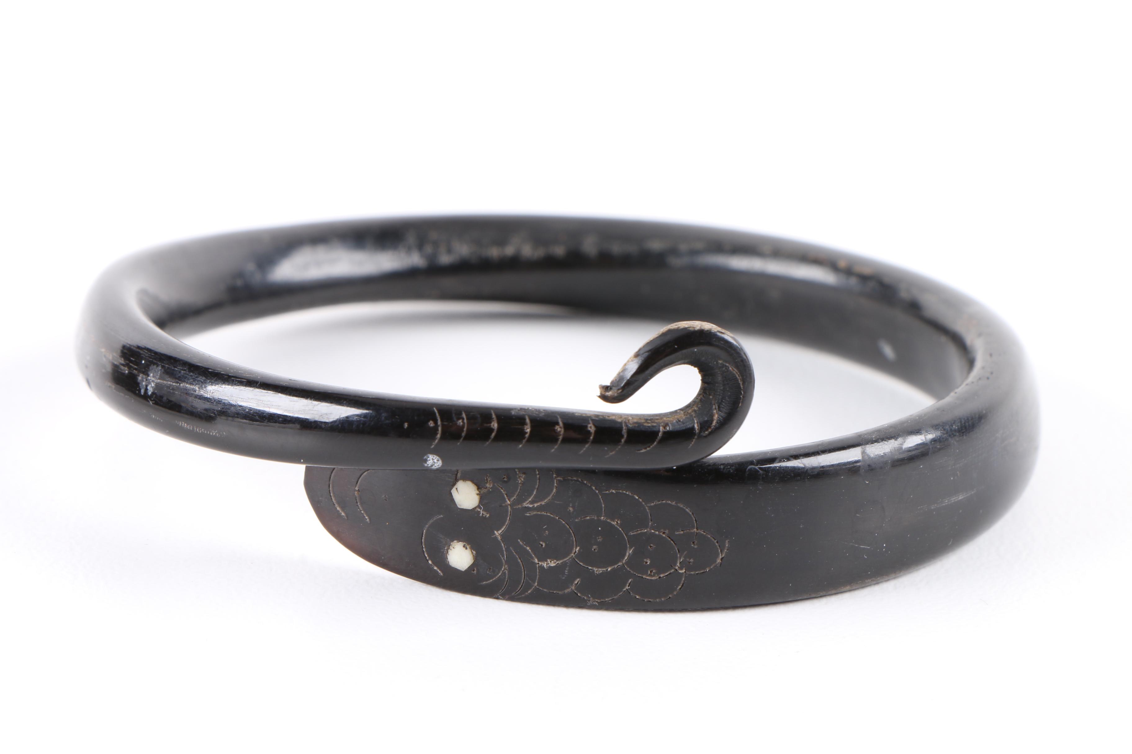 Black Coral Crossover Serpent Bangles