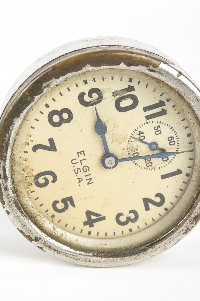 Vintage Elgin 8-Day Long Stem Car Clock Watch
