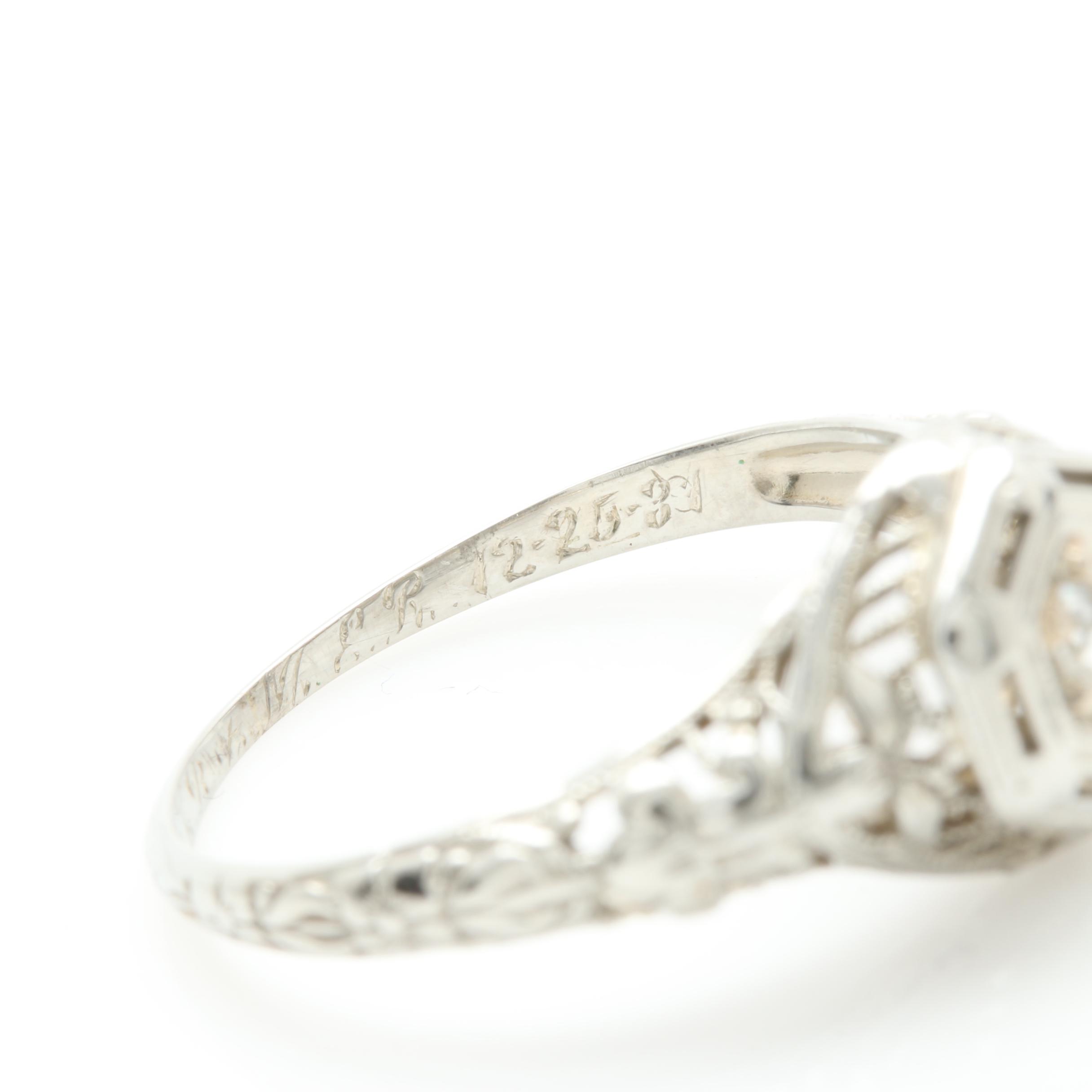 Art Deco 18K White Gold Diamond Ring