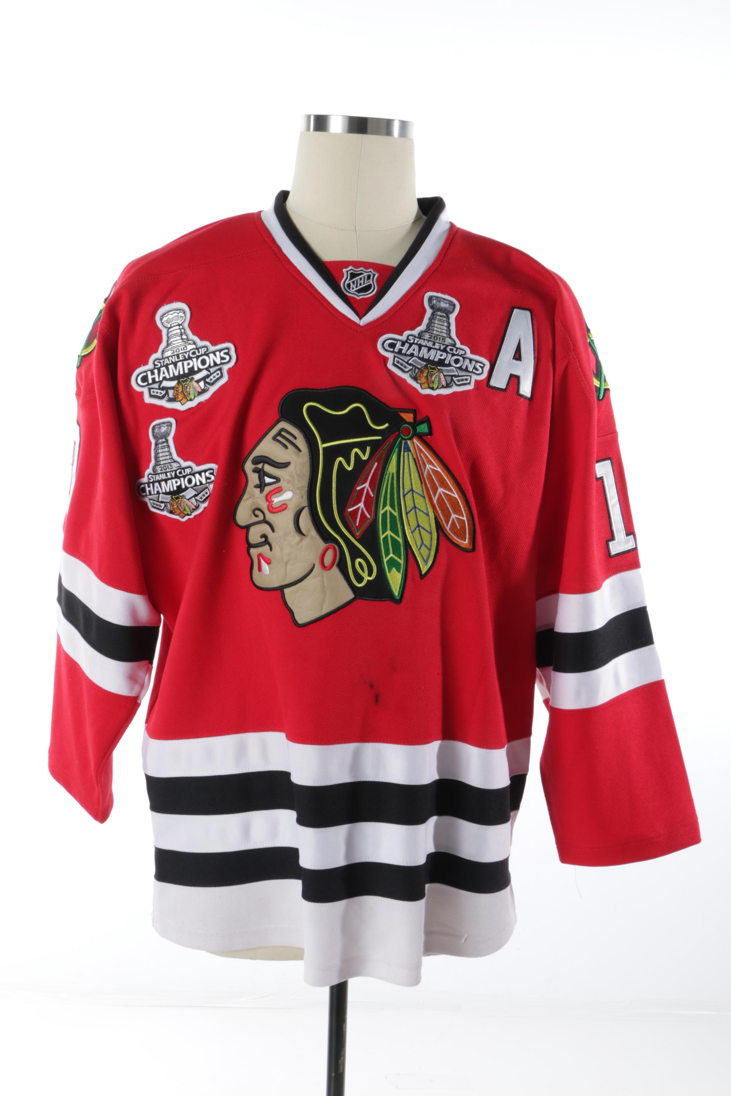 Patrick Sharp Autographed Chicago Blackhawks Jersey