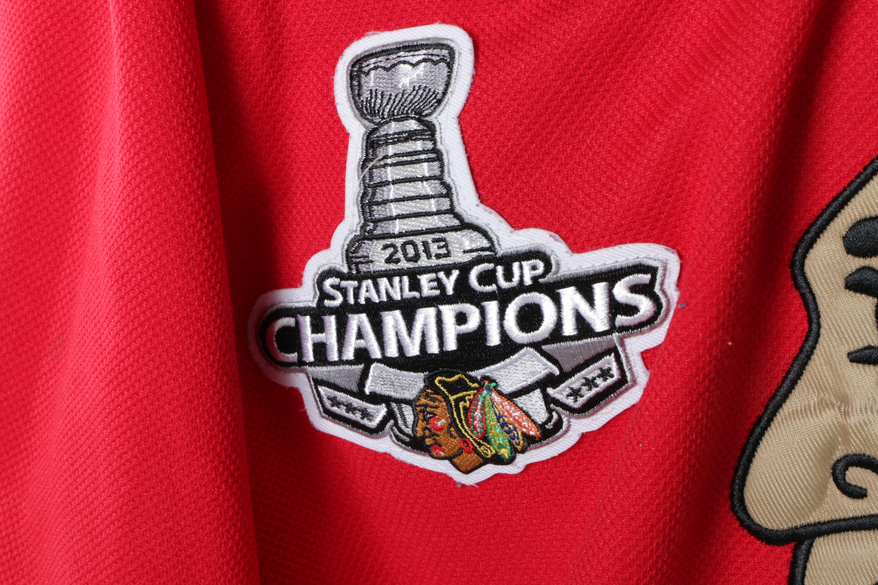 Patrick Sharp Autographed Chicago Blackhawks Jersey